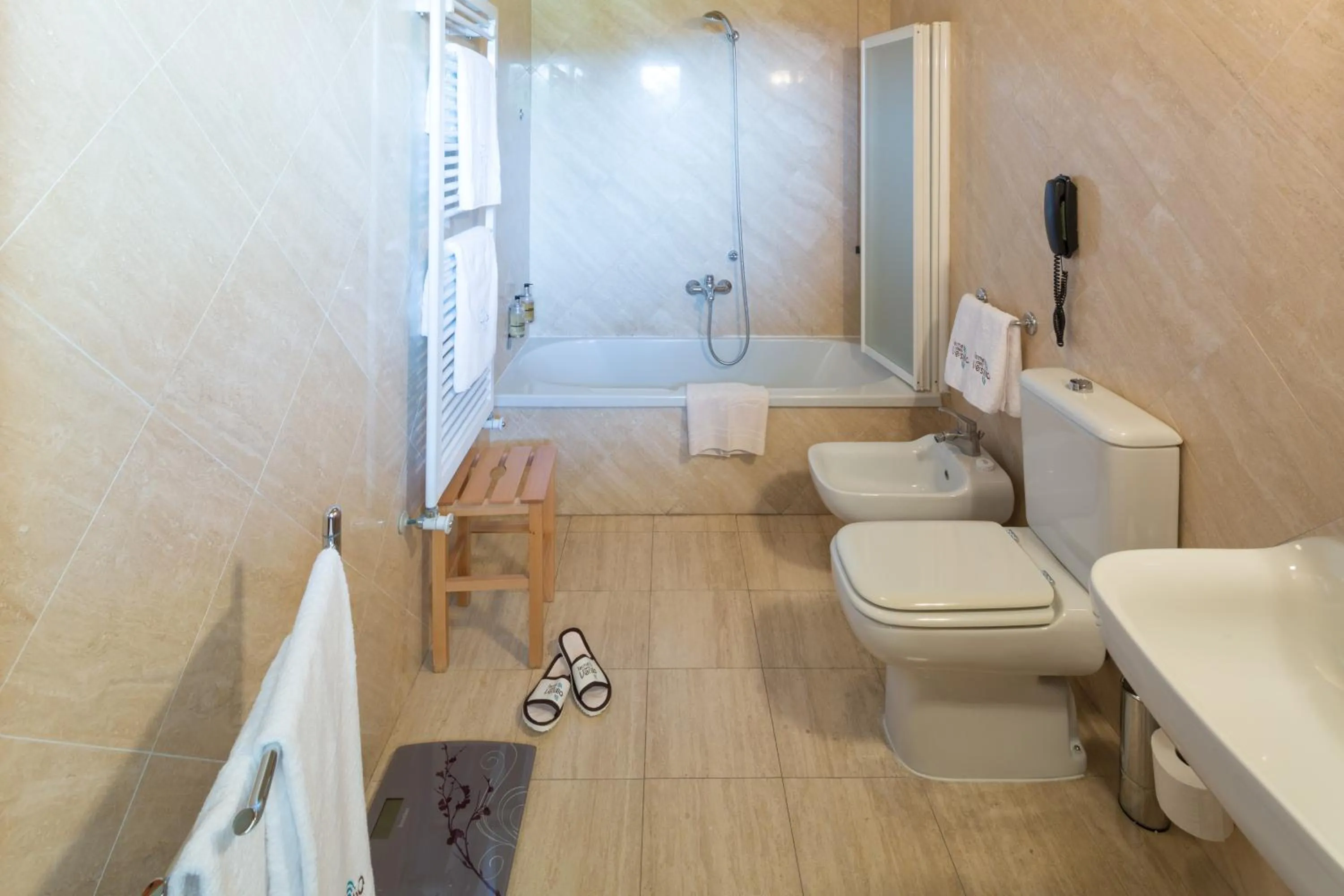 Bathroom in Hotel Villa Undulna - Terme della Versilia