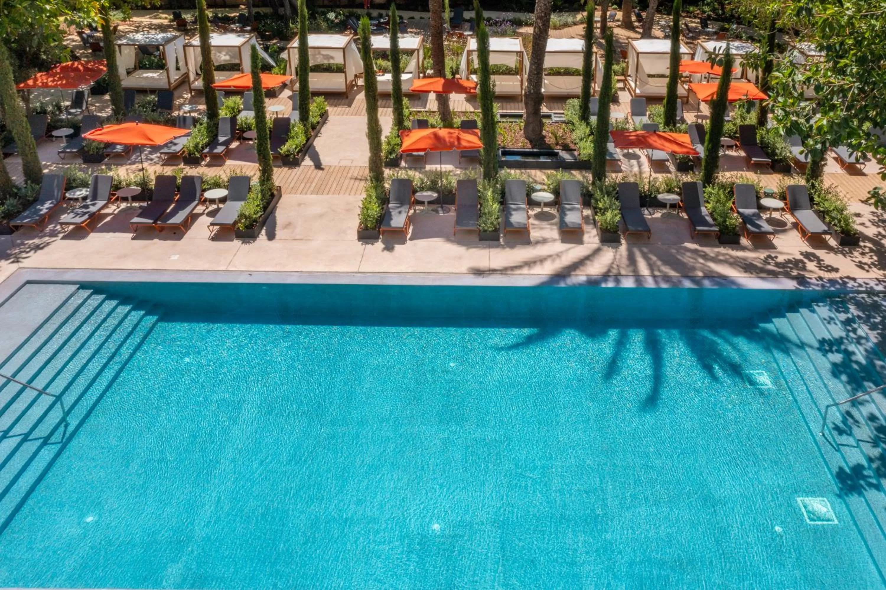 Pool view in Mercure Benidorm