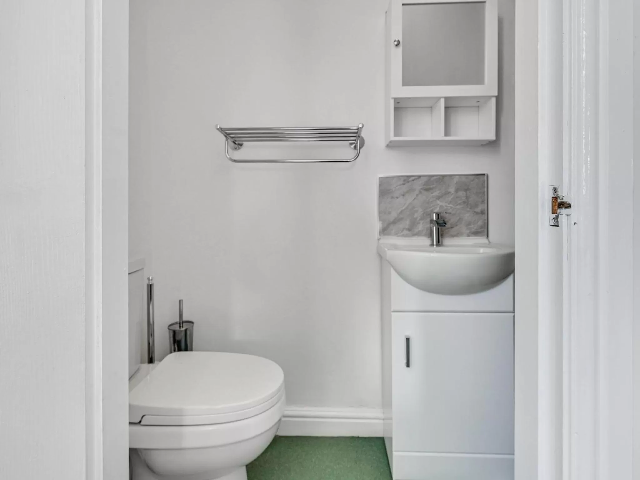 Bathroom in Albert View Rooms