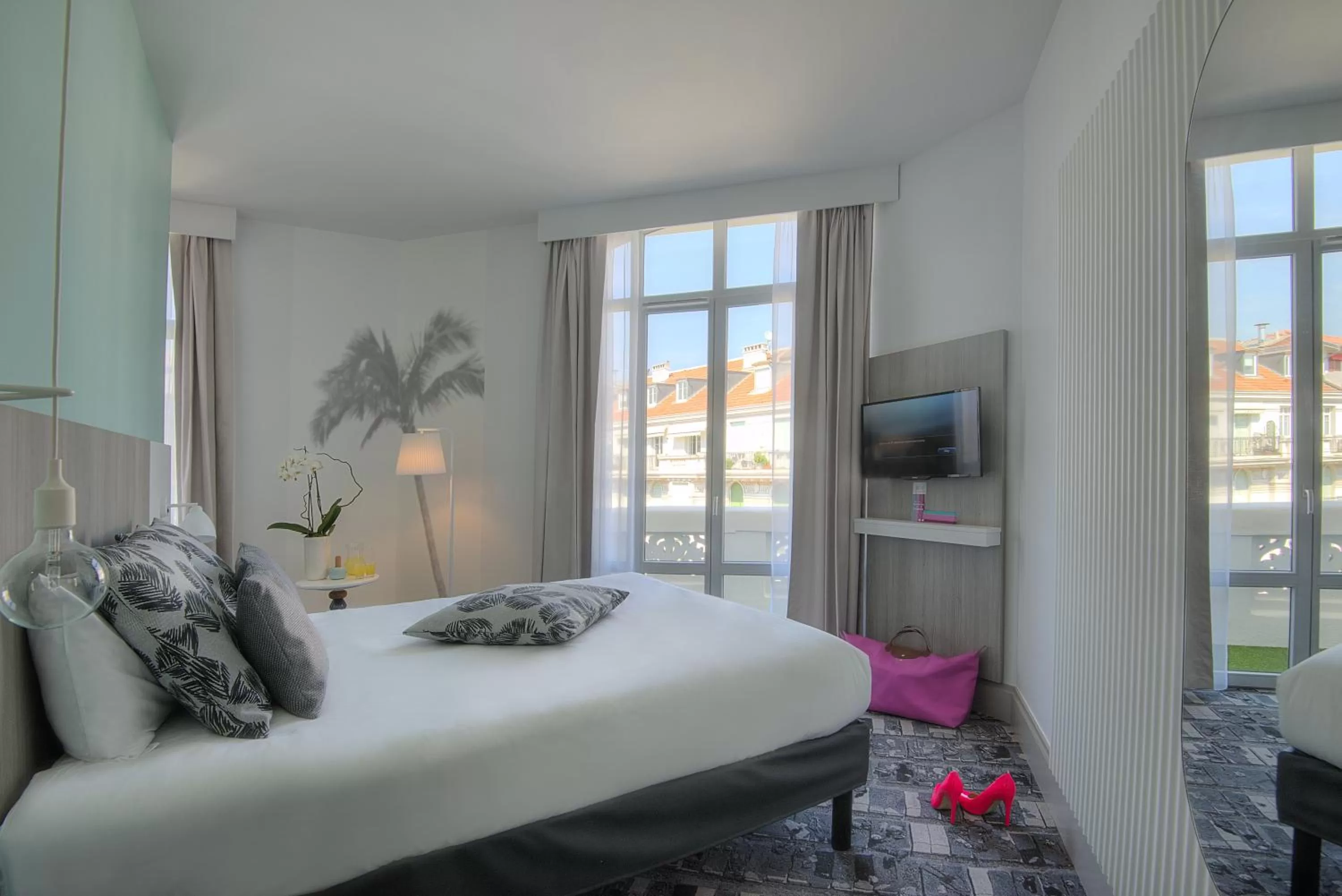 Day, Bed in Ibis Styles Nice Centre Gare