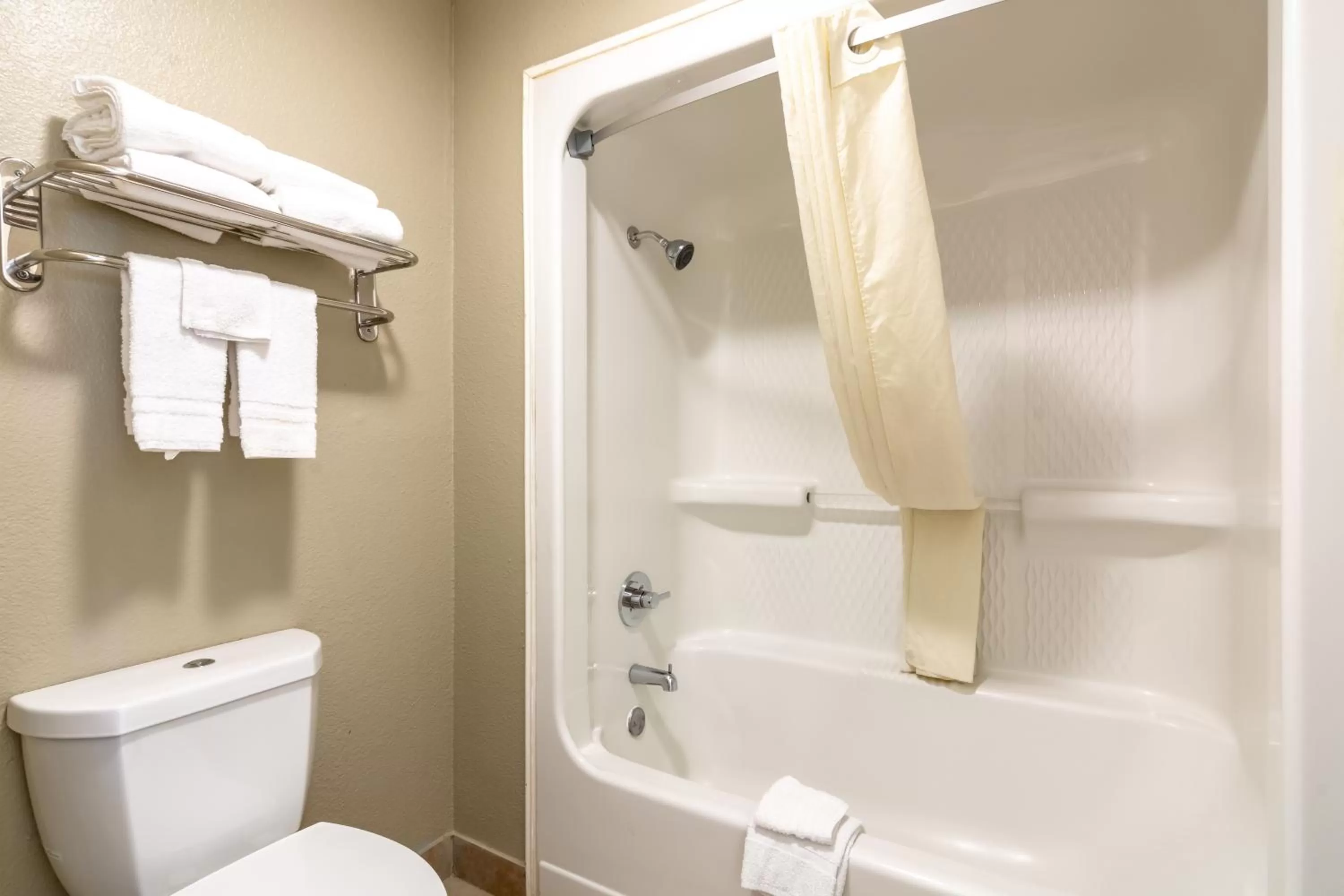 Super 8 Dallas East Near Fair Park Downtown