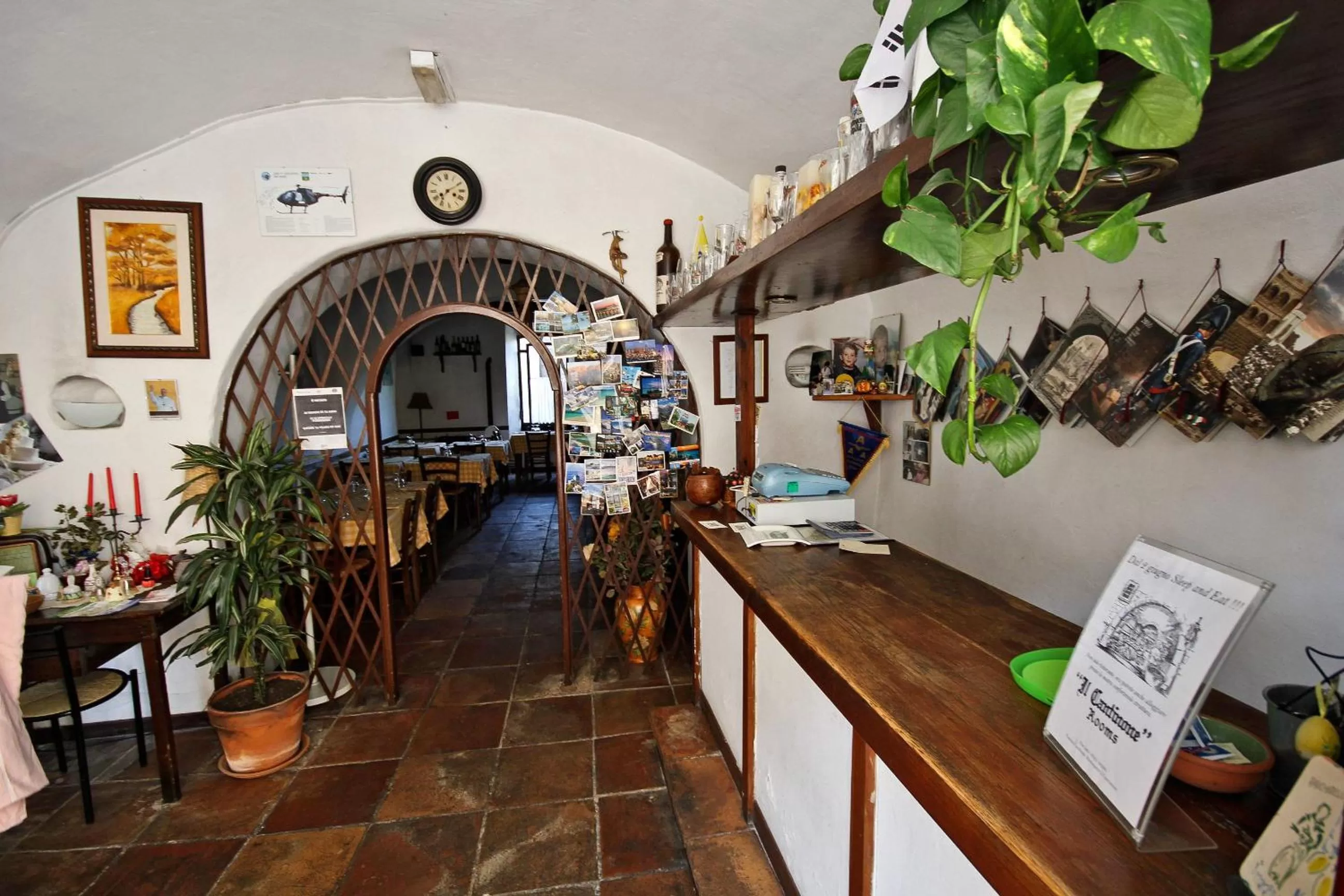 Restaurant/places to eat in Il Cantinone Rooms