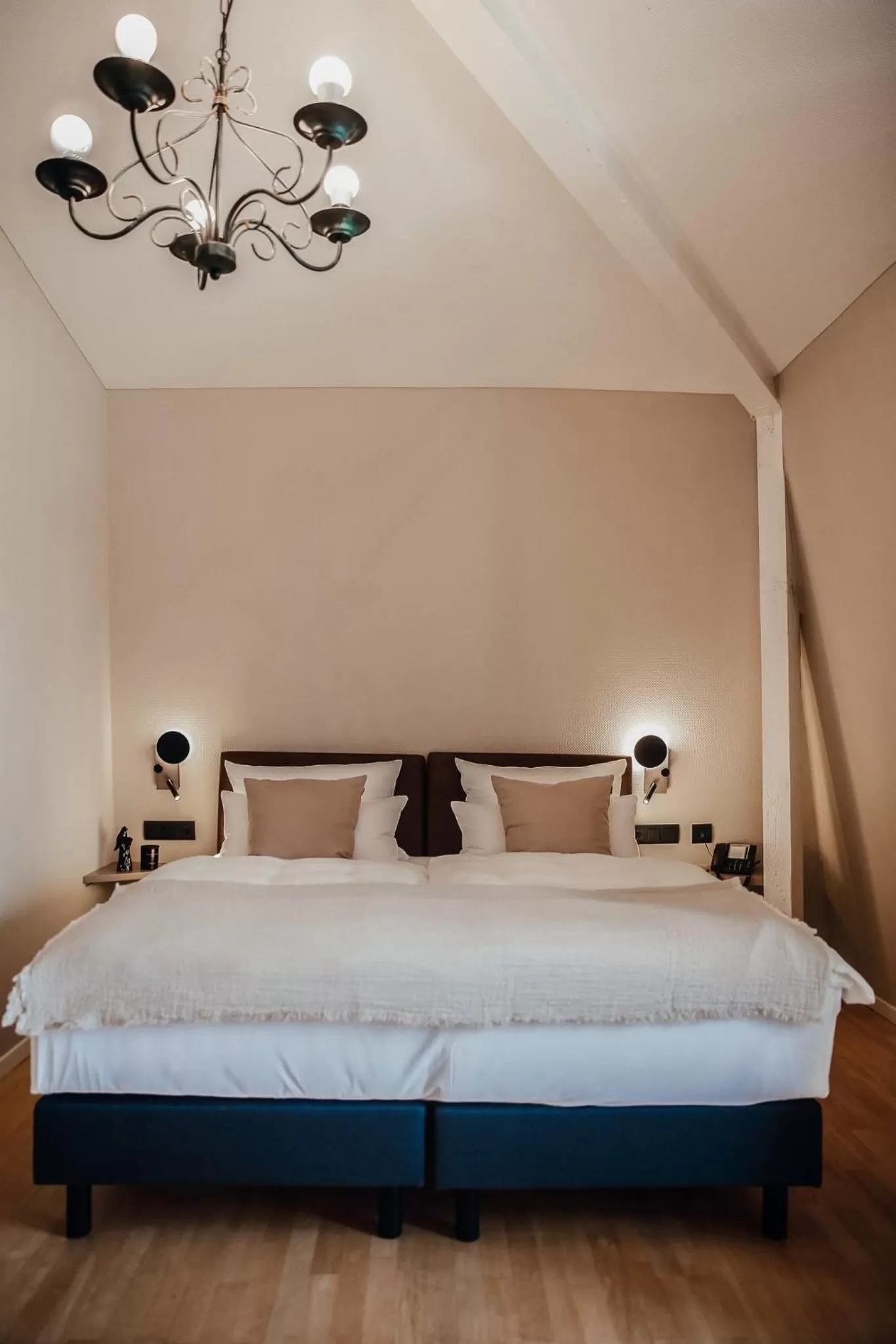 Photo of the whole room, Bed in Villa Bosco - Boutiquehotel