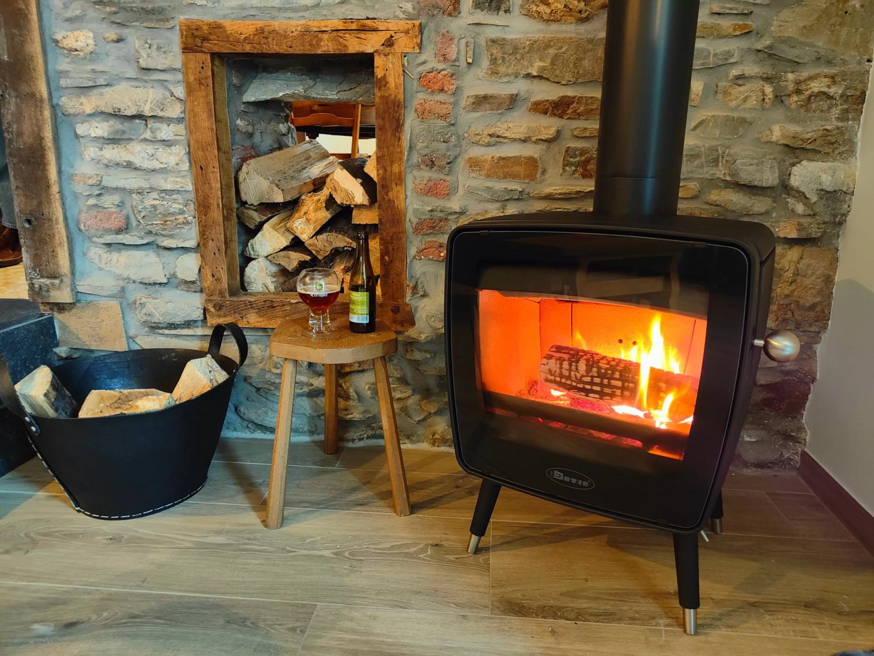 Living room, TV/Entertainment Center in Le Clos des Brumes