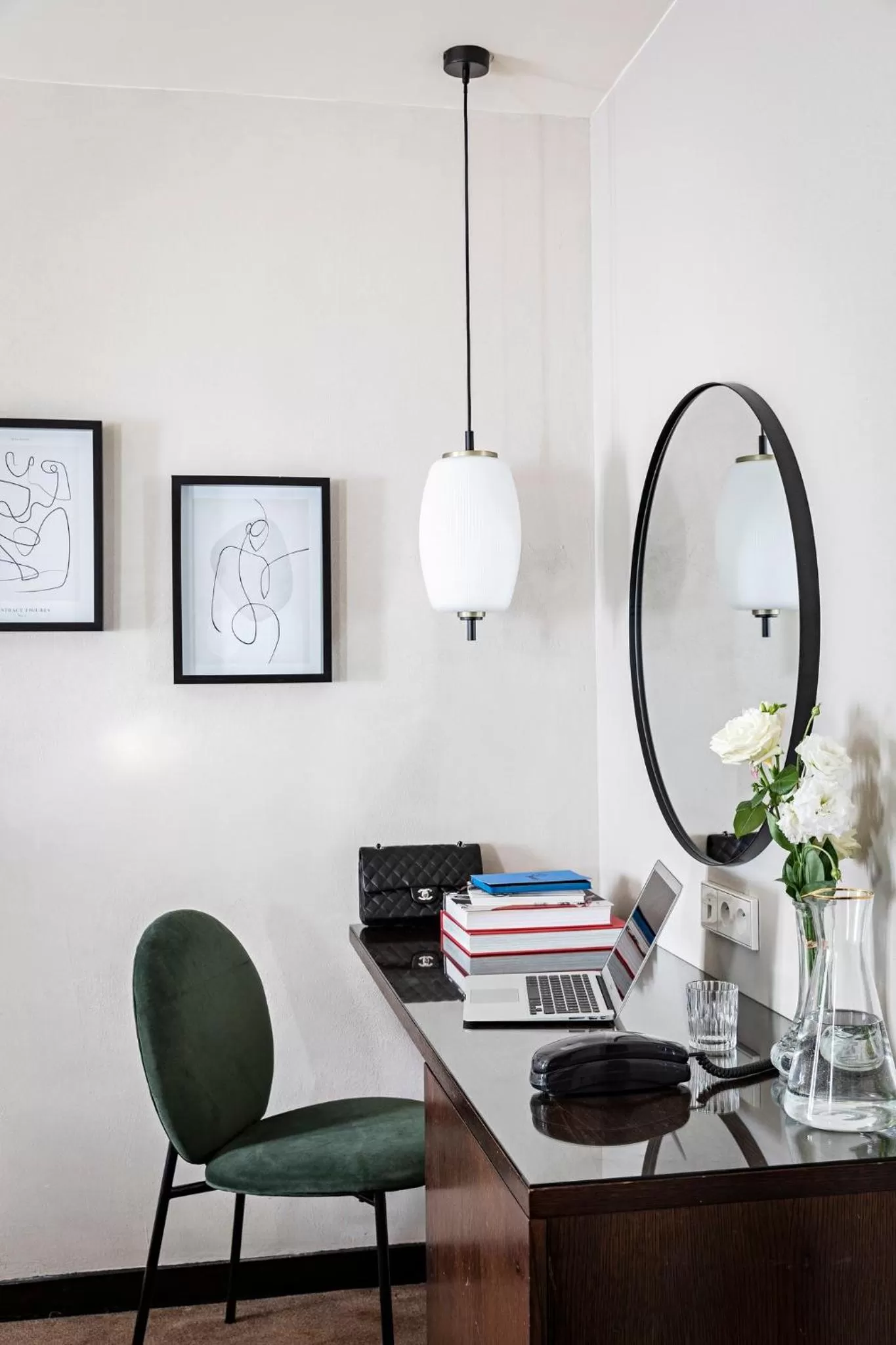 Photo of the whole room in Holiday Inn Paris Palais de l'Elysée by IHG