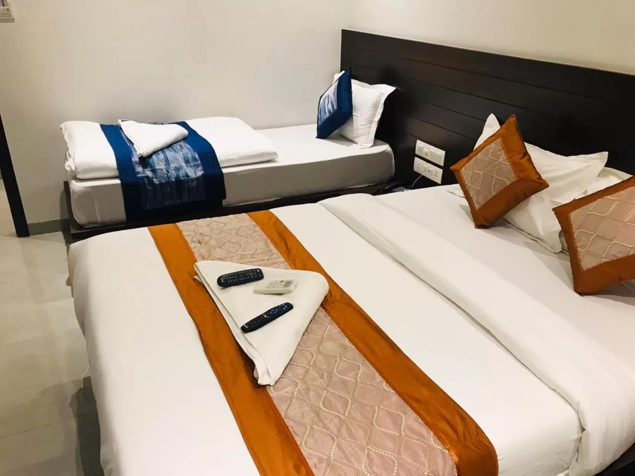 Bed in Hotel Flora Suites - Fort