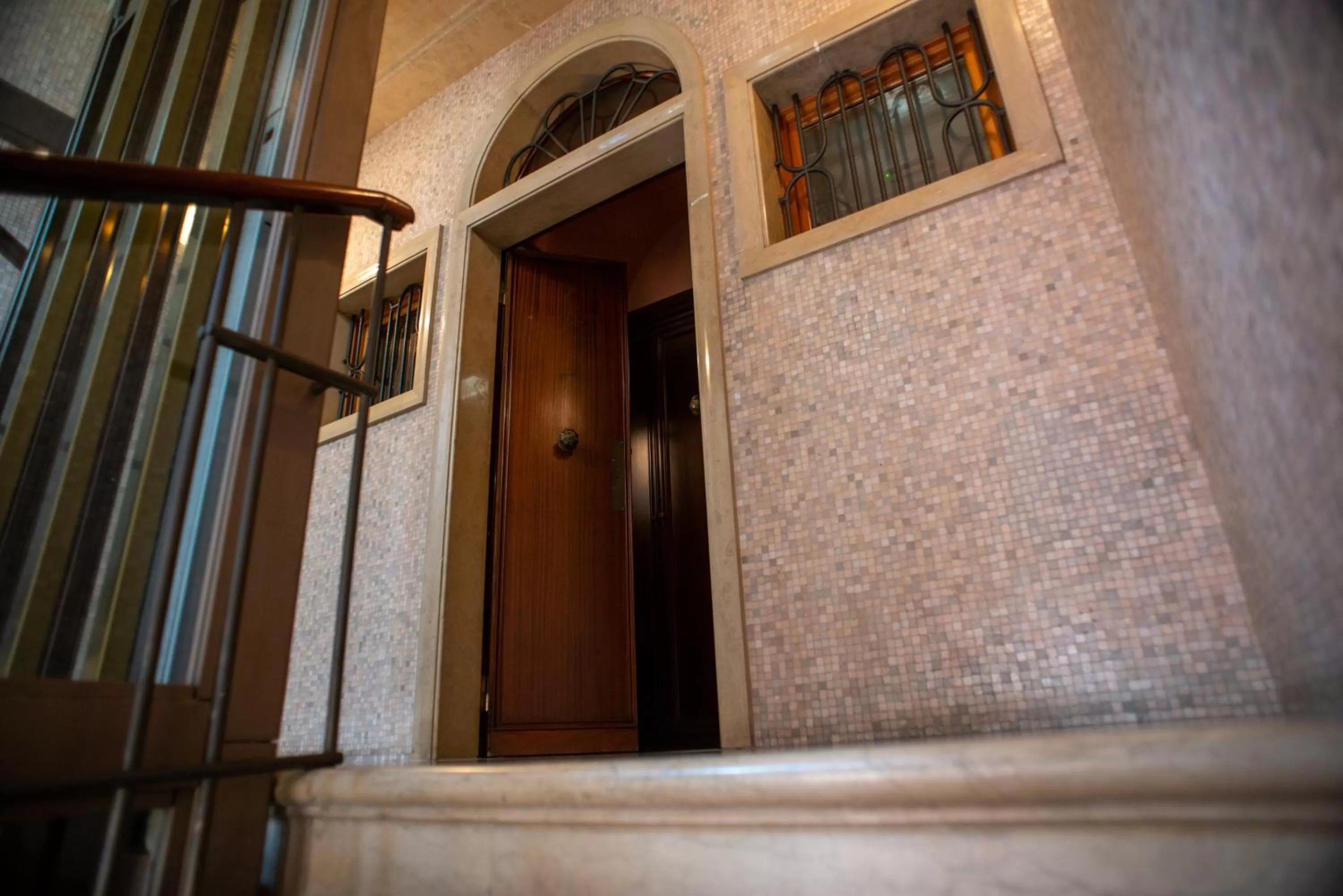 elevator in Palazzina Fortuny
