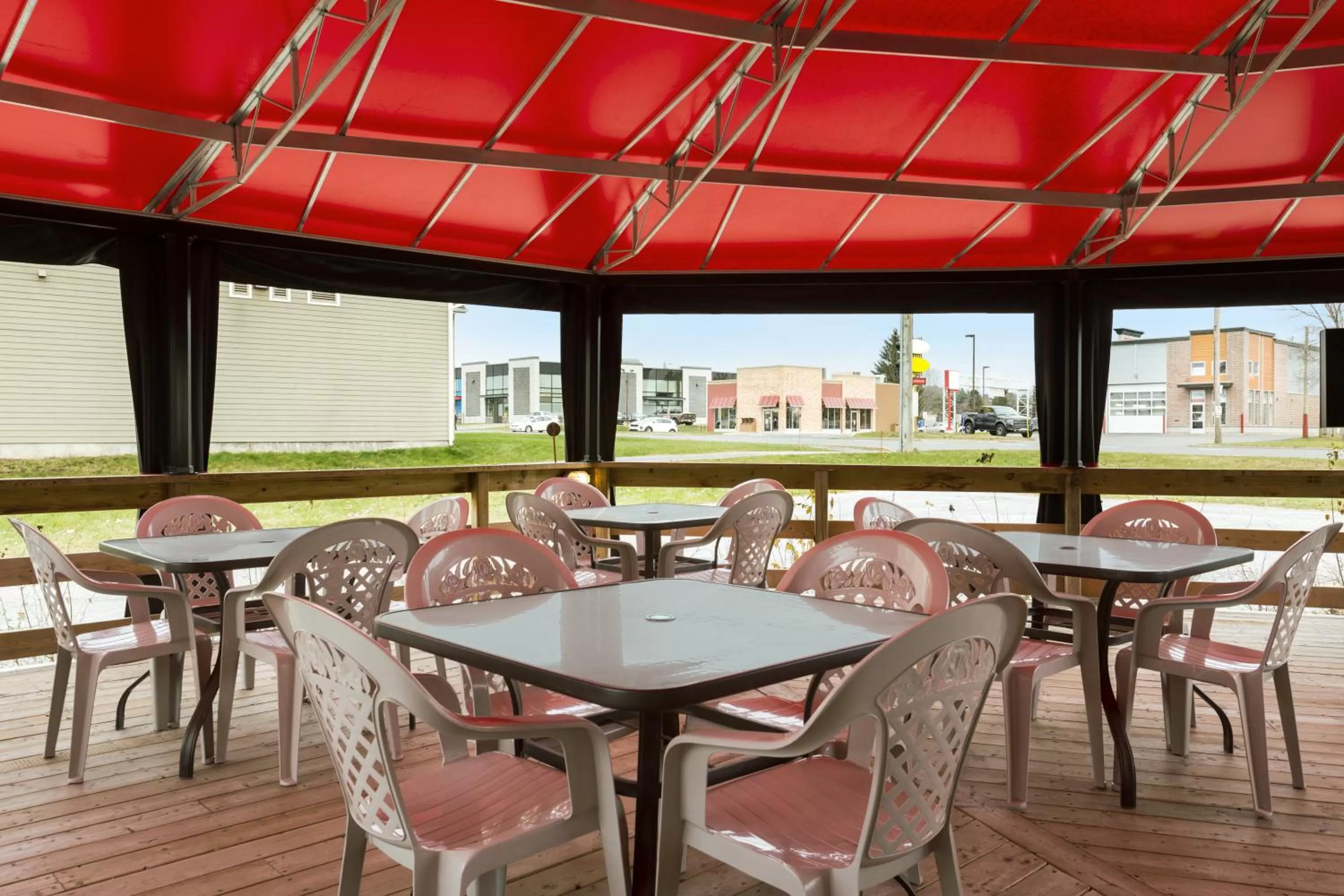 Patio in Days Inn by Wyndham Trois-Rivieres