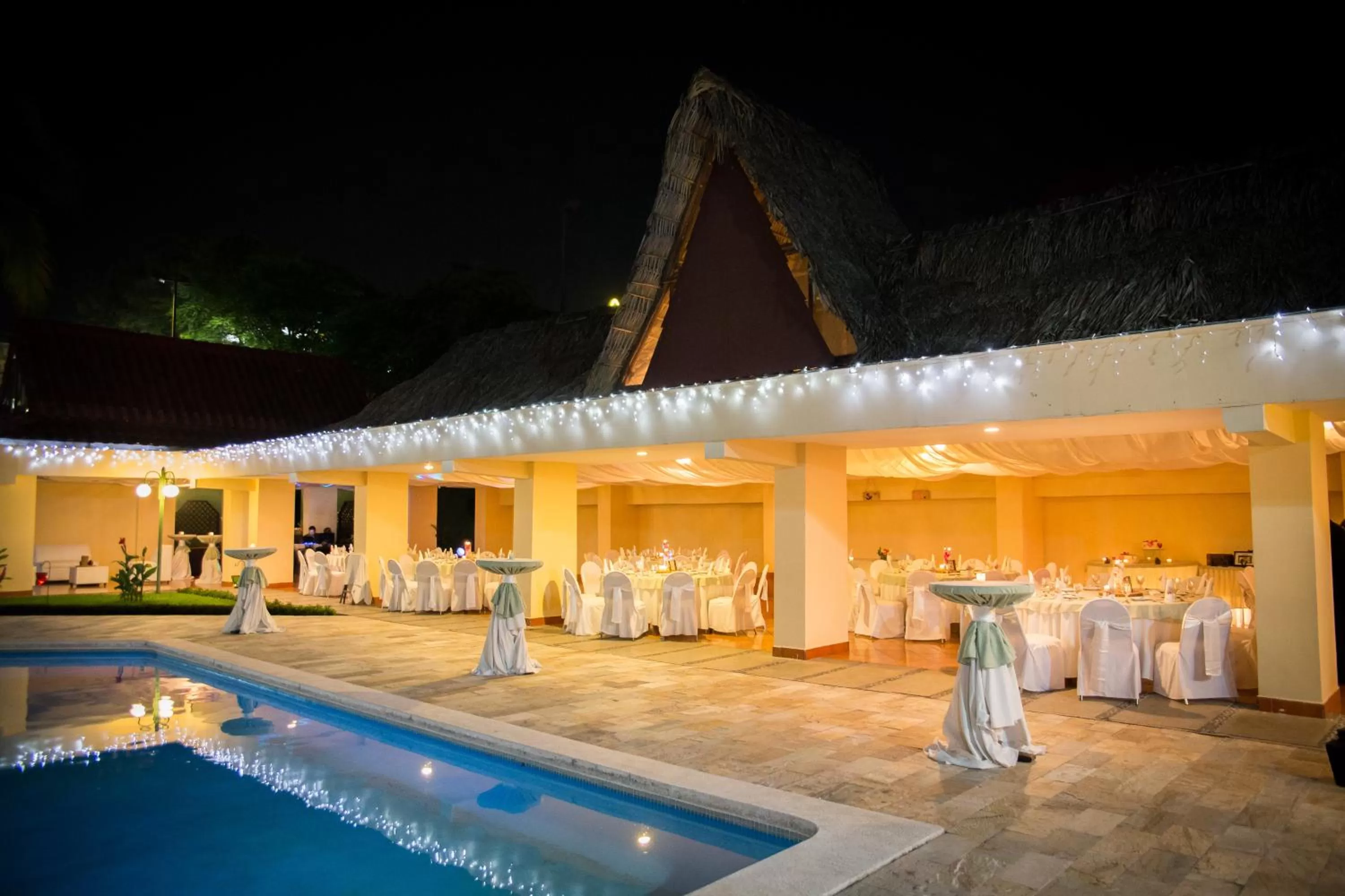 Swimming pool in Best Western Plus Hotel Terraza