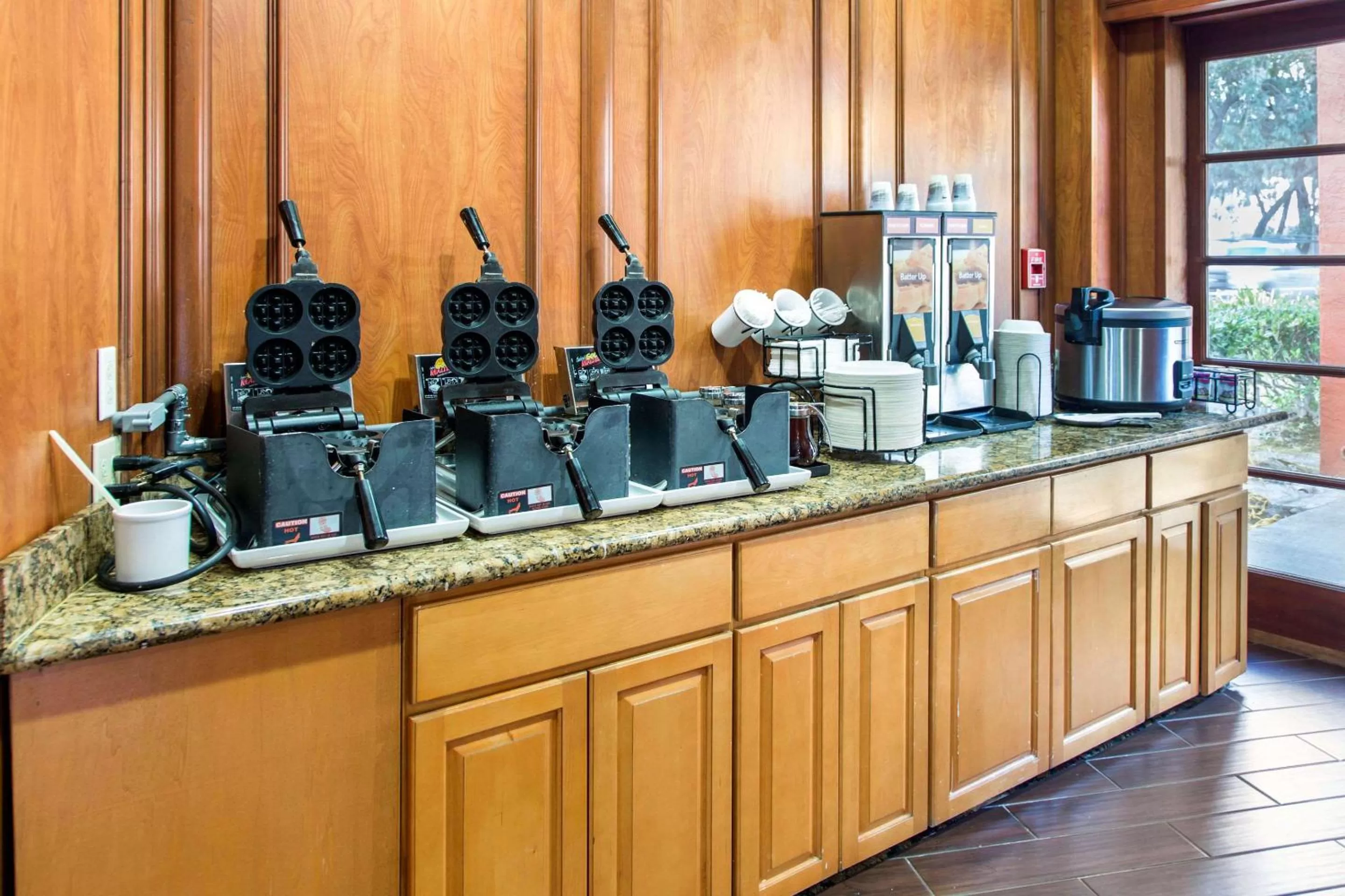 Restaurant/places to eat in Comfort Inn & Suites San Francisco Airport North