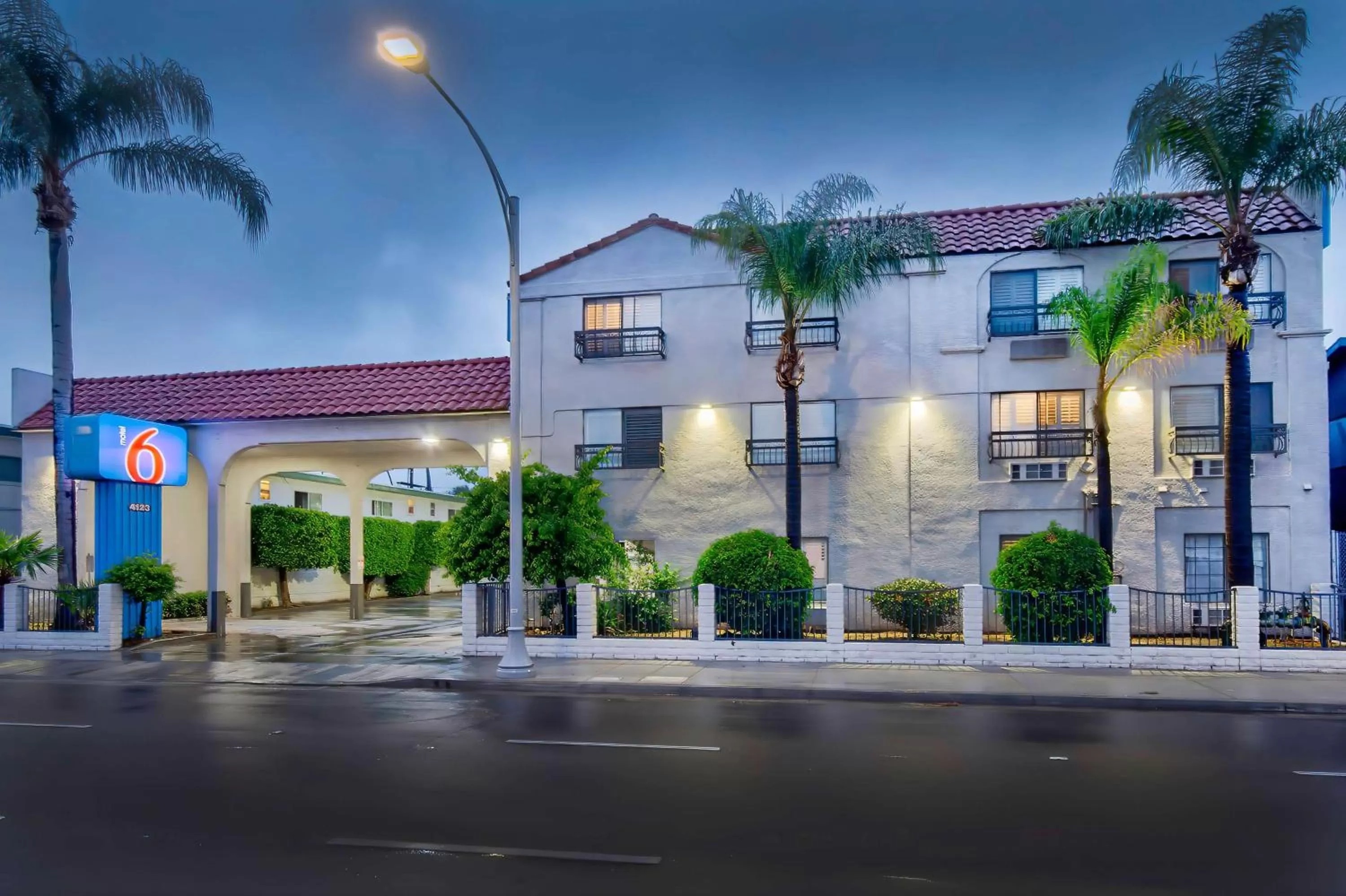 Property building in Motel 6-Inglewood, CA