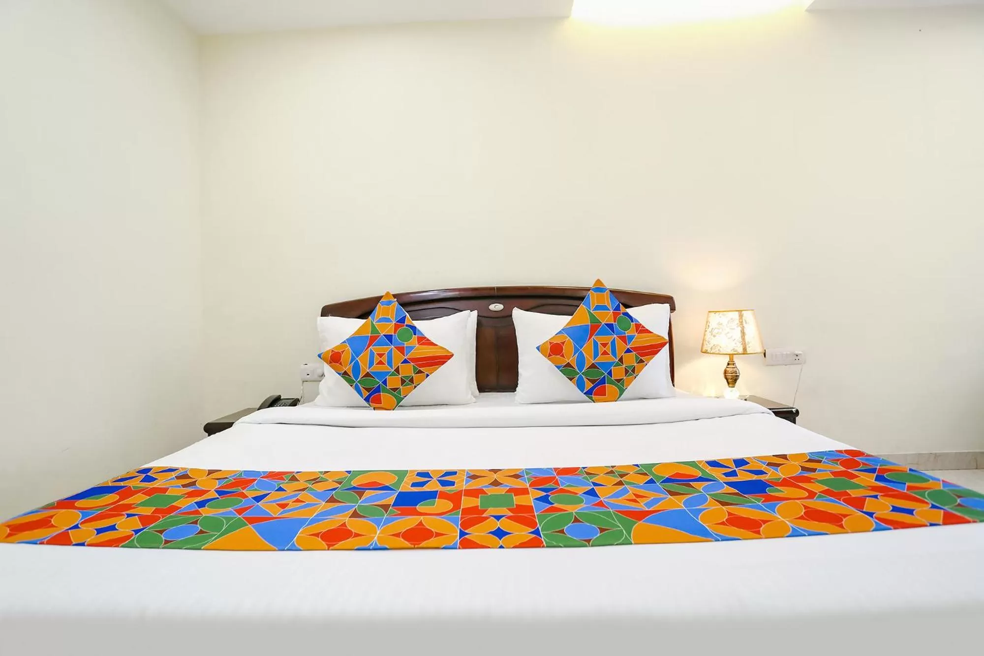 Bed in FabHotel F9 NSP - Near Pacific Mall Pitampura