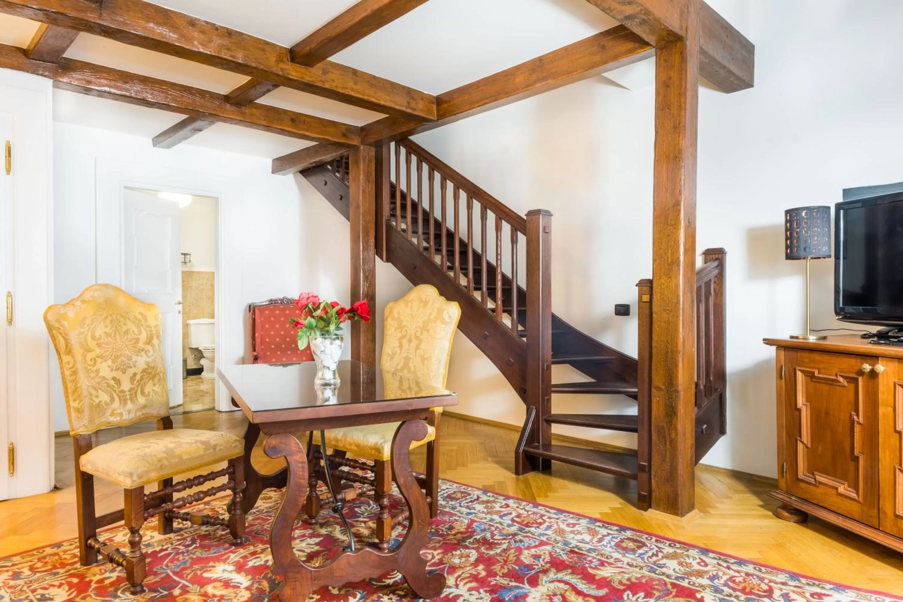 TV and multimedia in Charles Bridge Palace