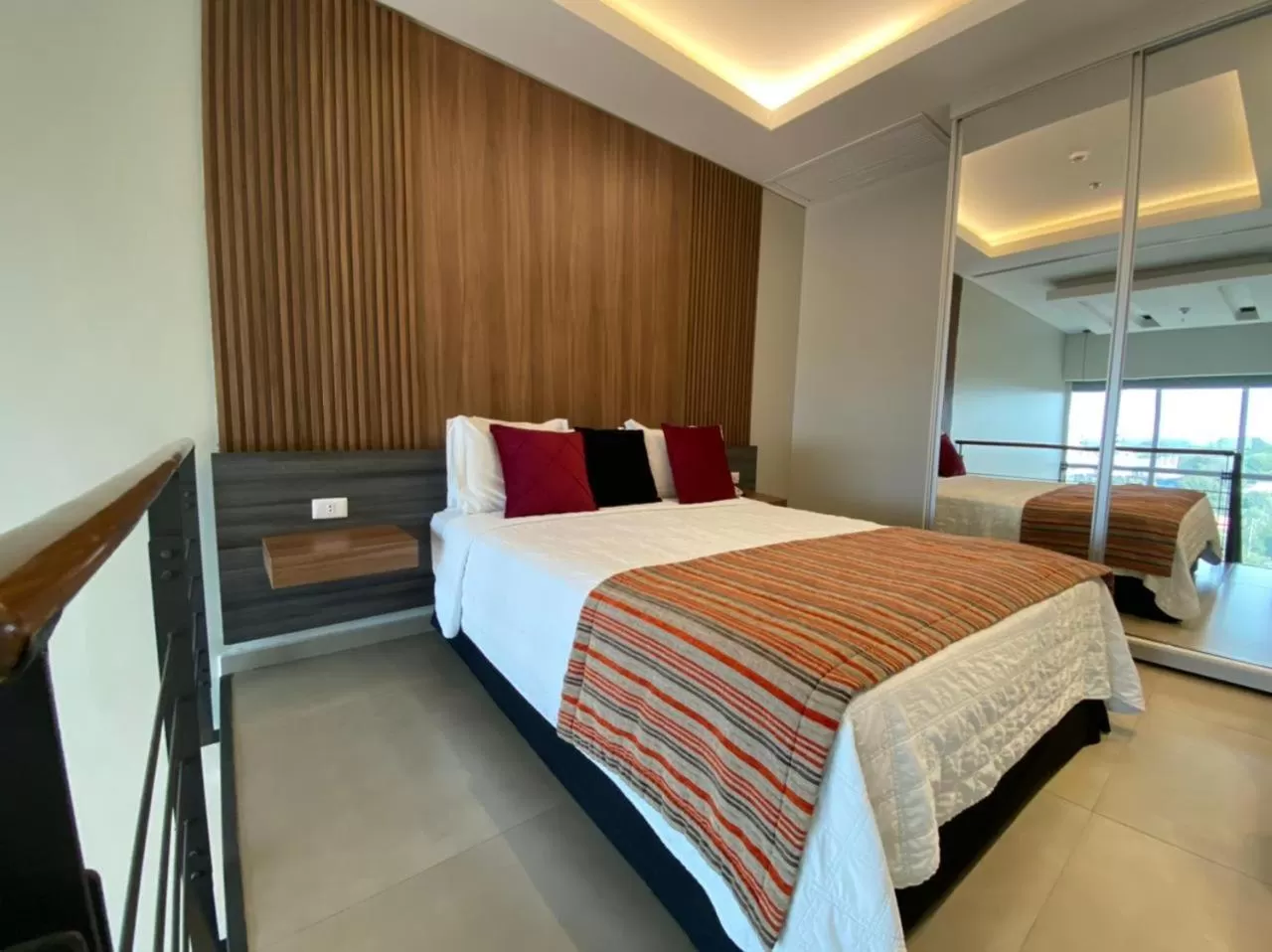 Bed in Hotel Le Pelican