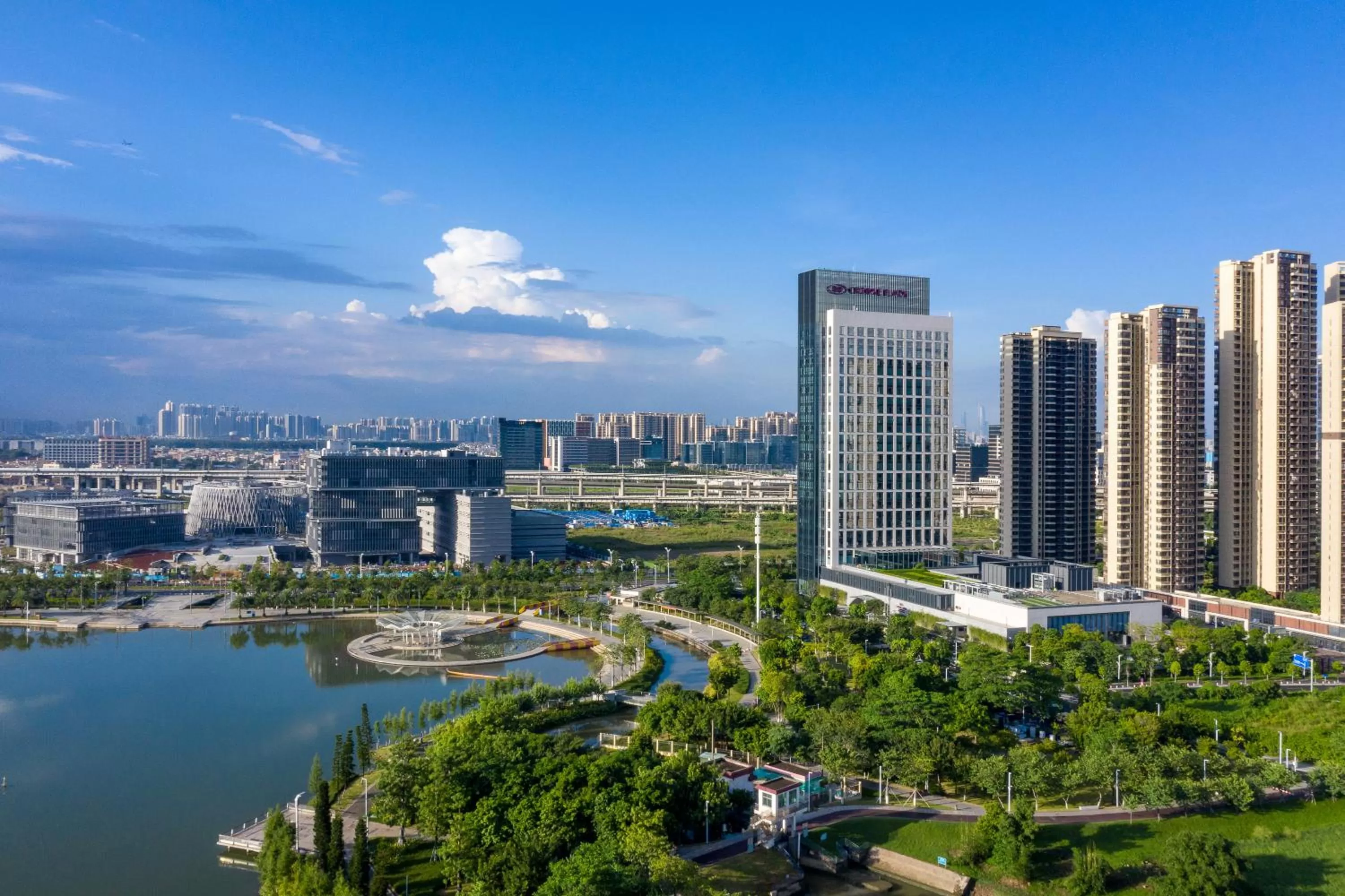 Property building in Crowne Plaza Foshan Nanhai-an IHG Hotel