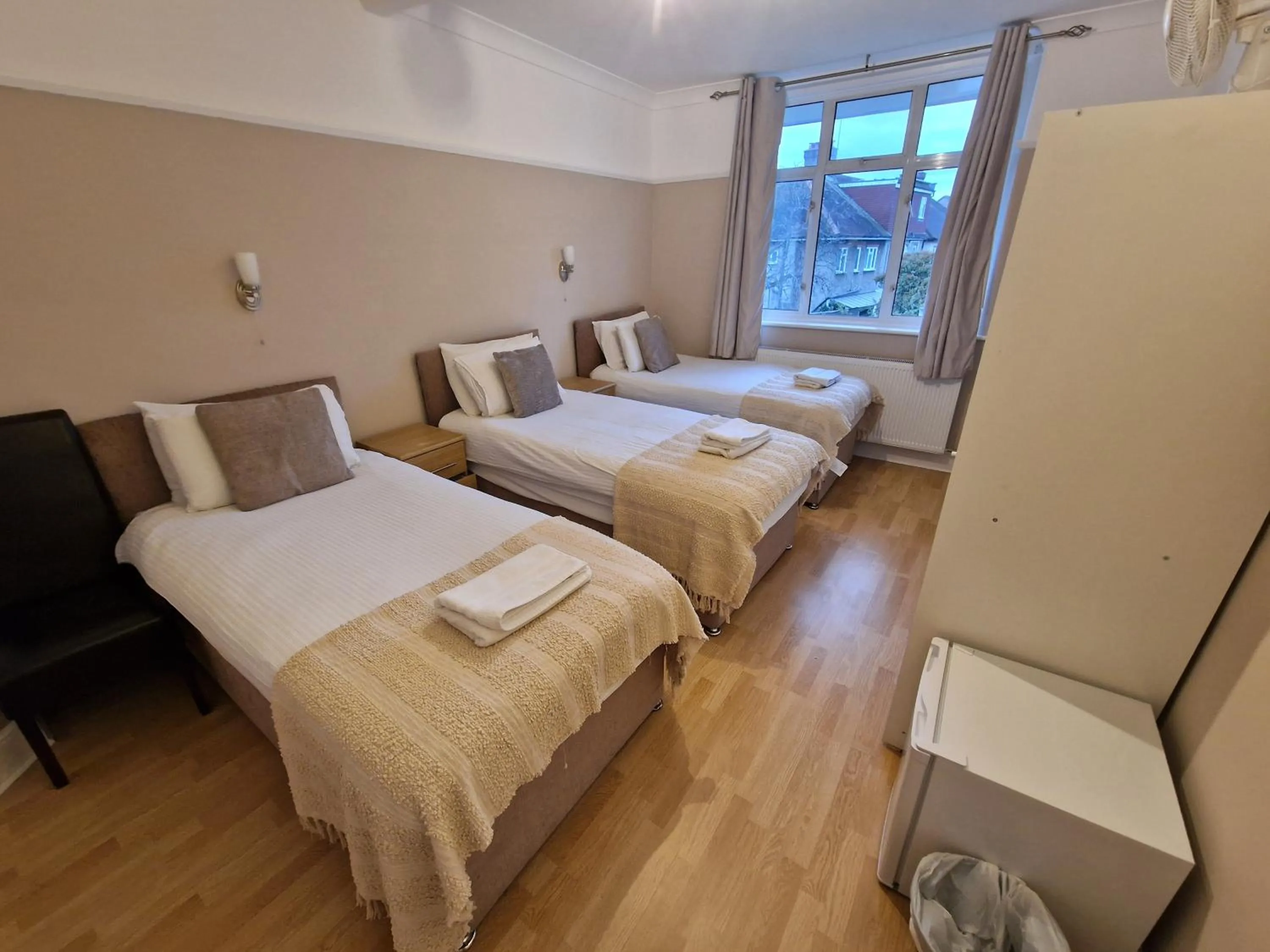 Bedroom, Bed in Kathleen House