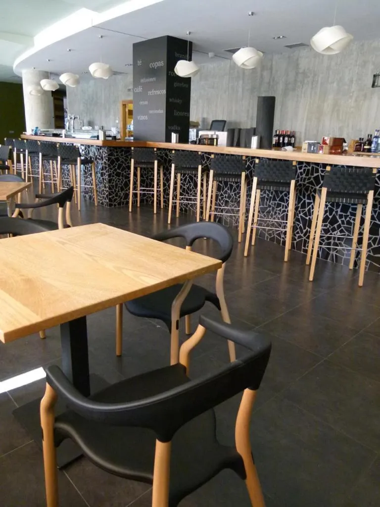 Restaurant/places to eat in Hotel Río Hortega