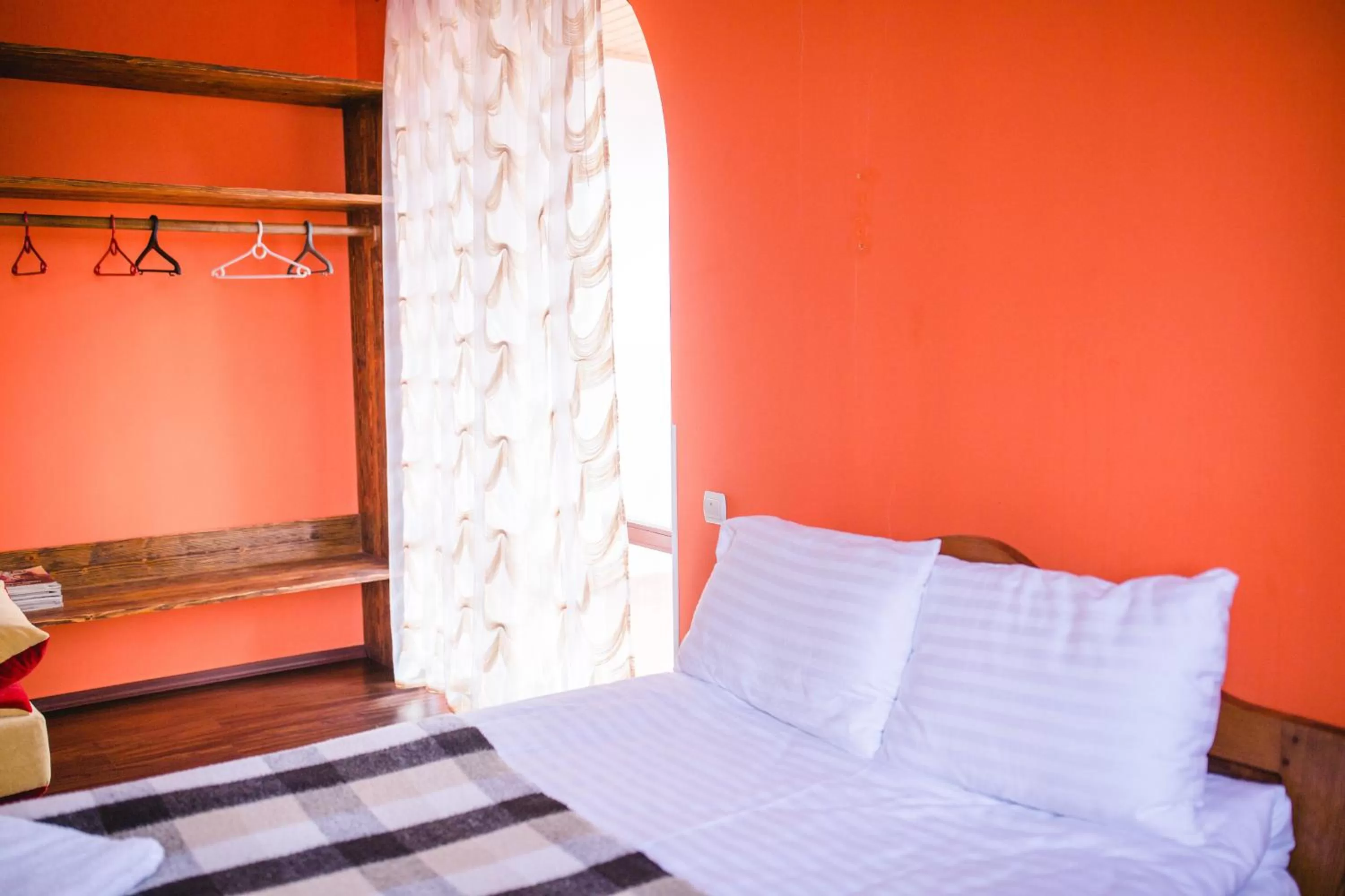 Bed in Kolyba Opryshkiv