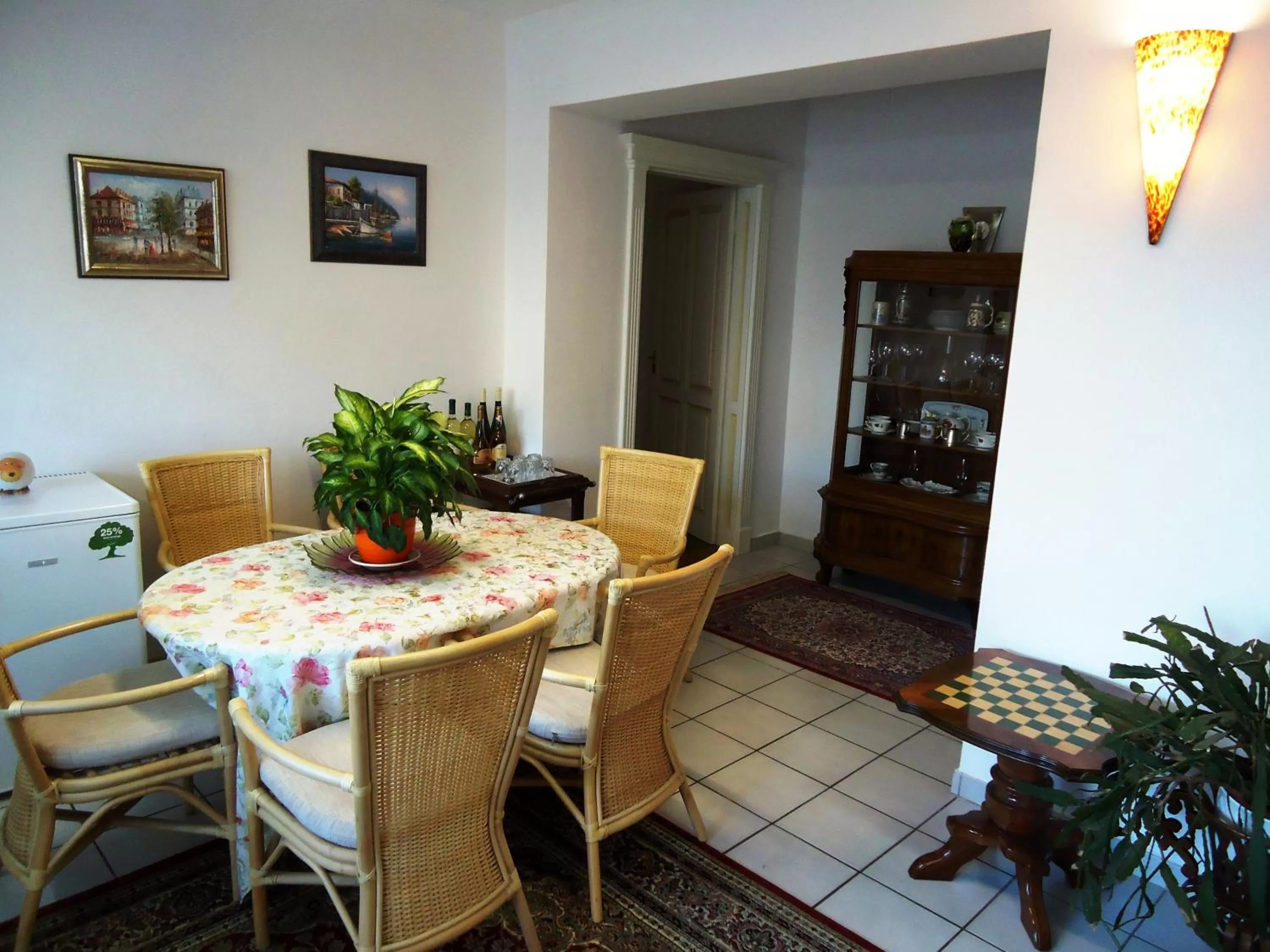 Restaurant/places to eat, Dining Area in Buda Panzió