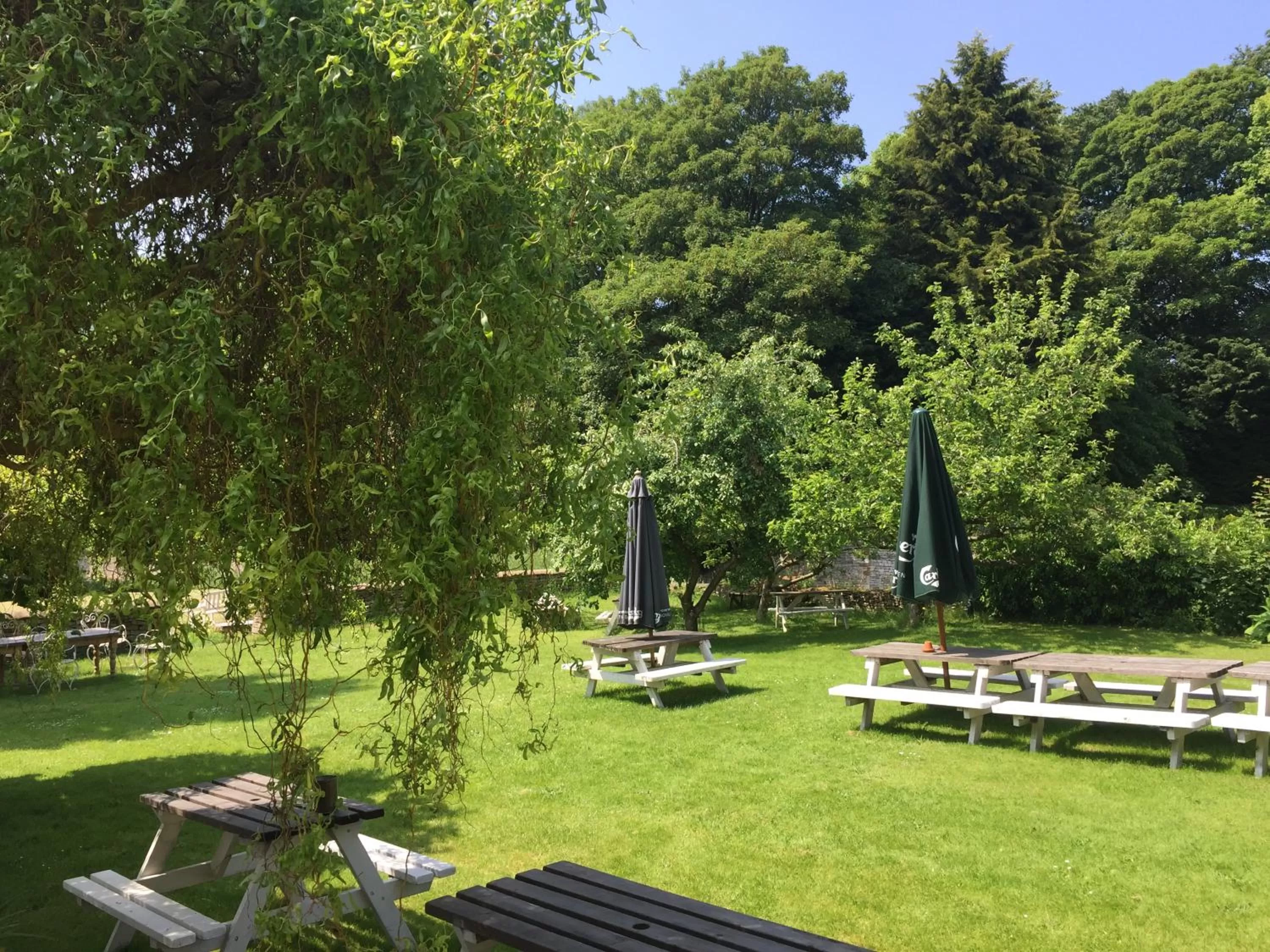 Property building in The Fox and Hounds