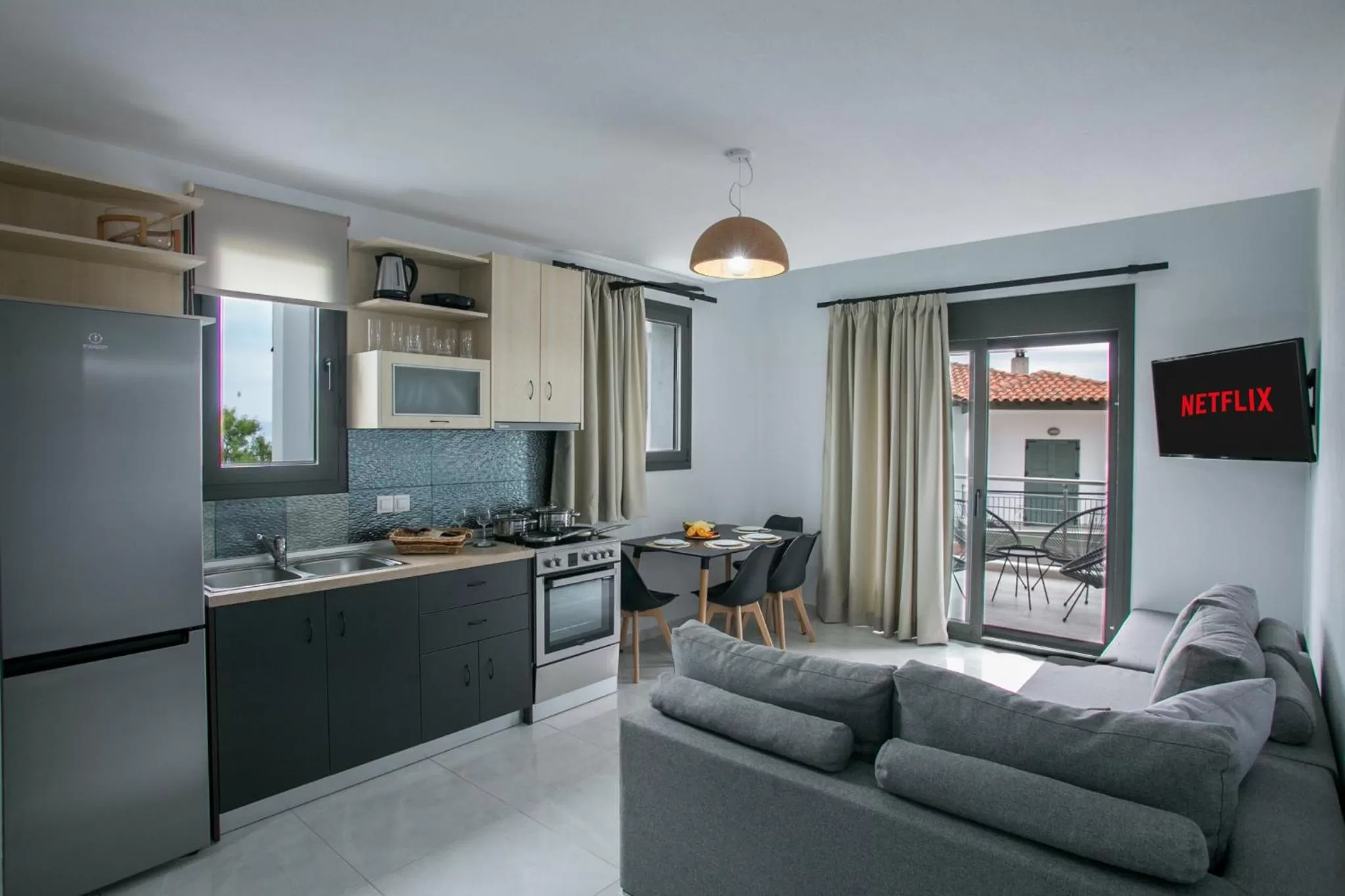 Anemos Luxury Apartments