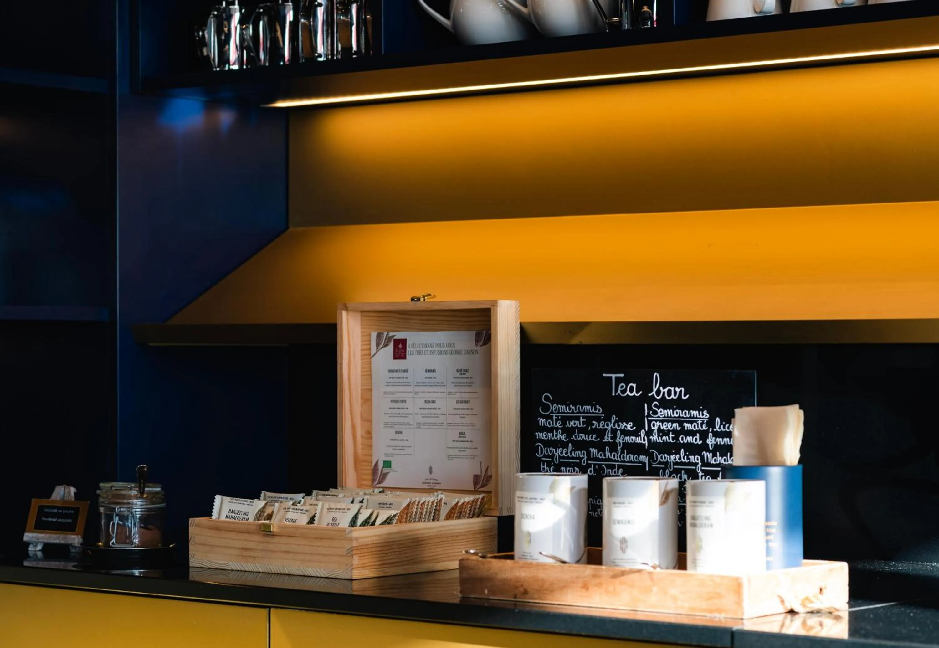 Breakfast in Best Western Plus Hôtel Le Rhénan & Restaurant Chez Claude