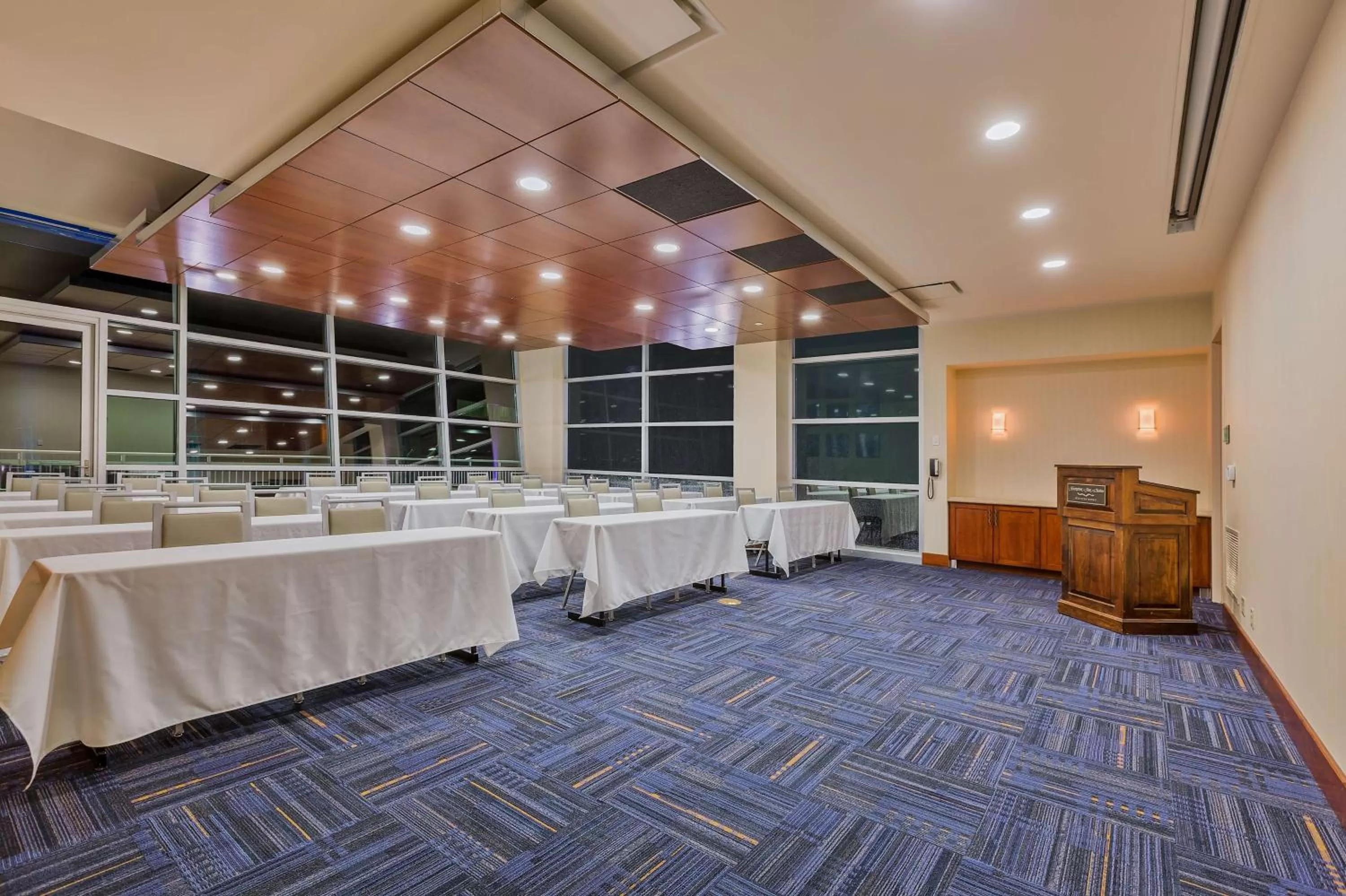 Meeting/conference room in Hampton Inn & Suites Owensboro Downtown Waterfront