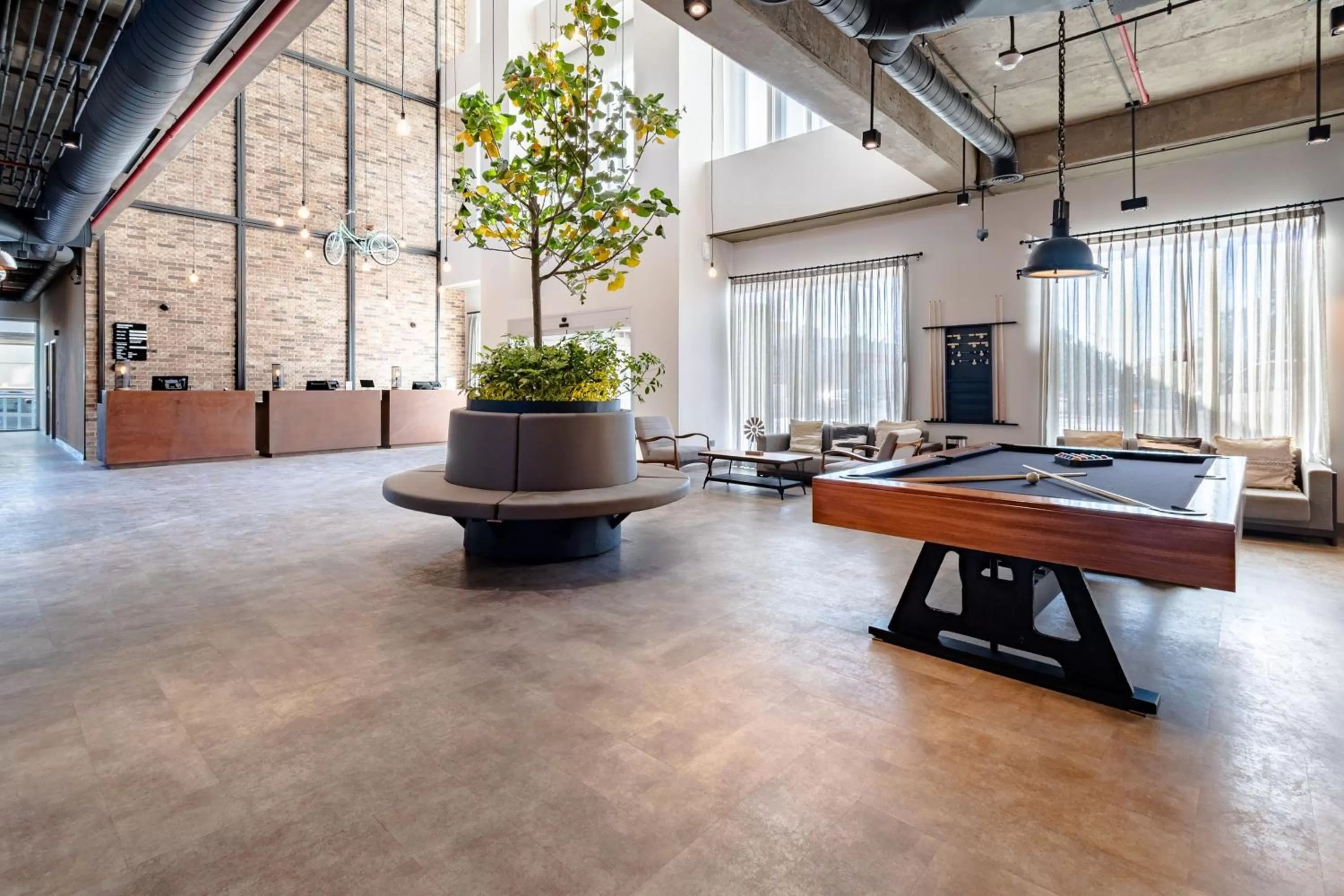 Swimming pool in City Express Plus by Marriott Mexicali