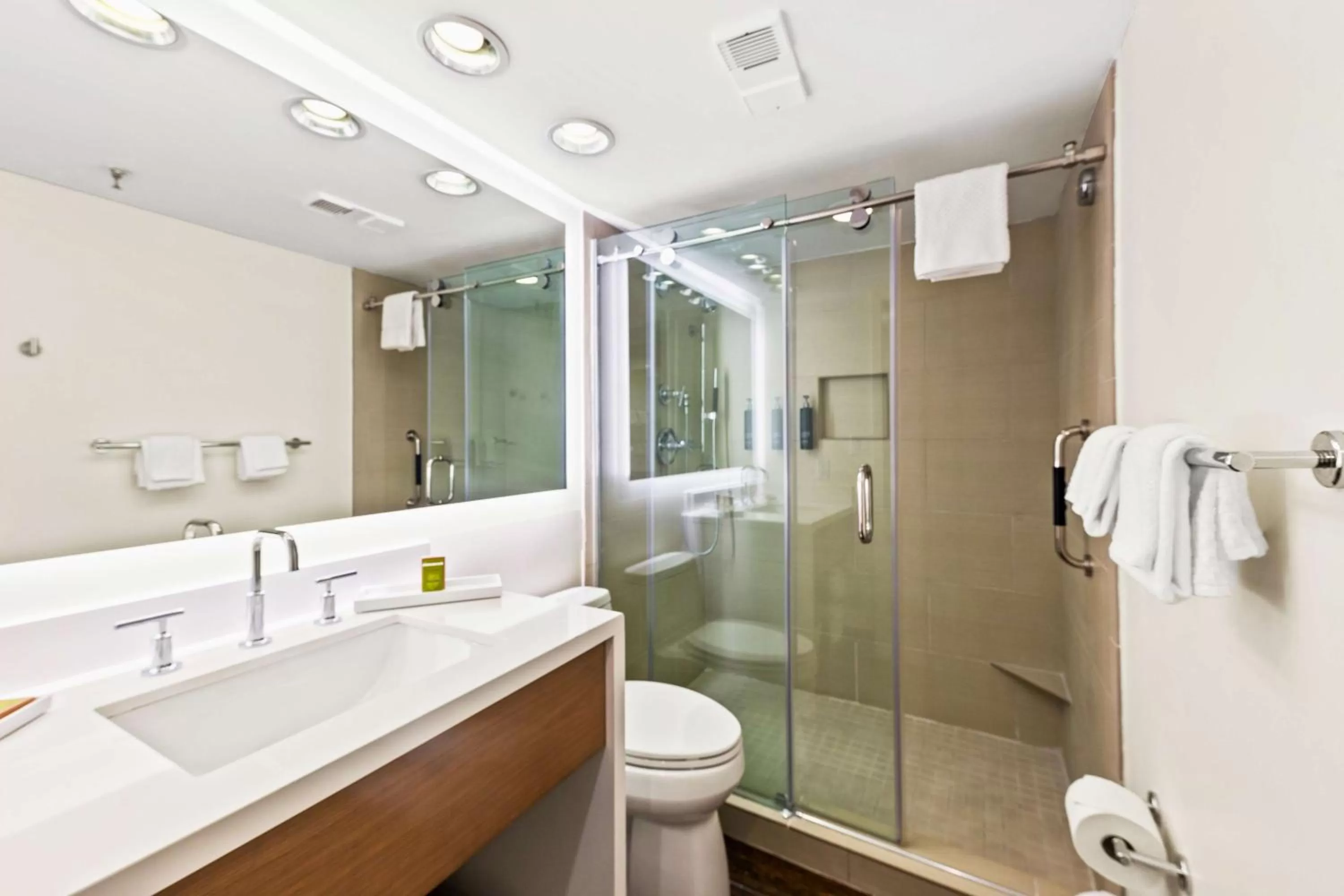 Bathroom in Hilton Sandestin Beach Golf Resort & Spa