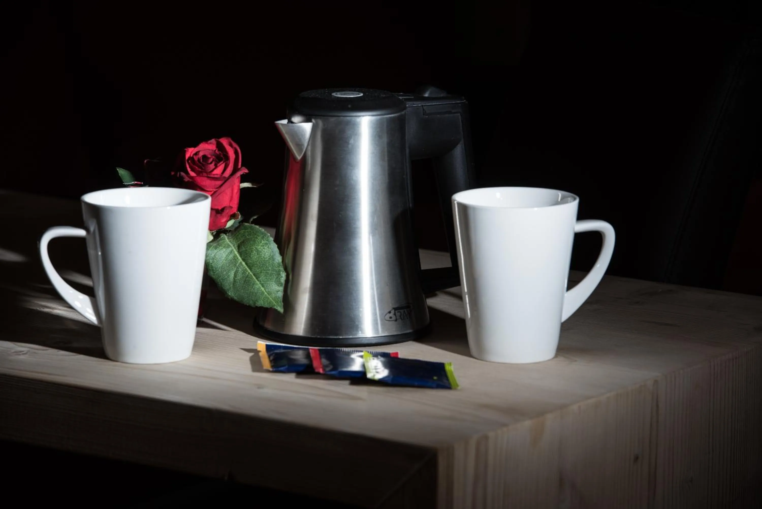 Coffee/tea facilities in Francesin Active Hotel