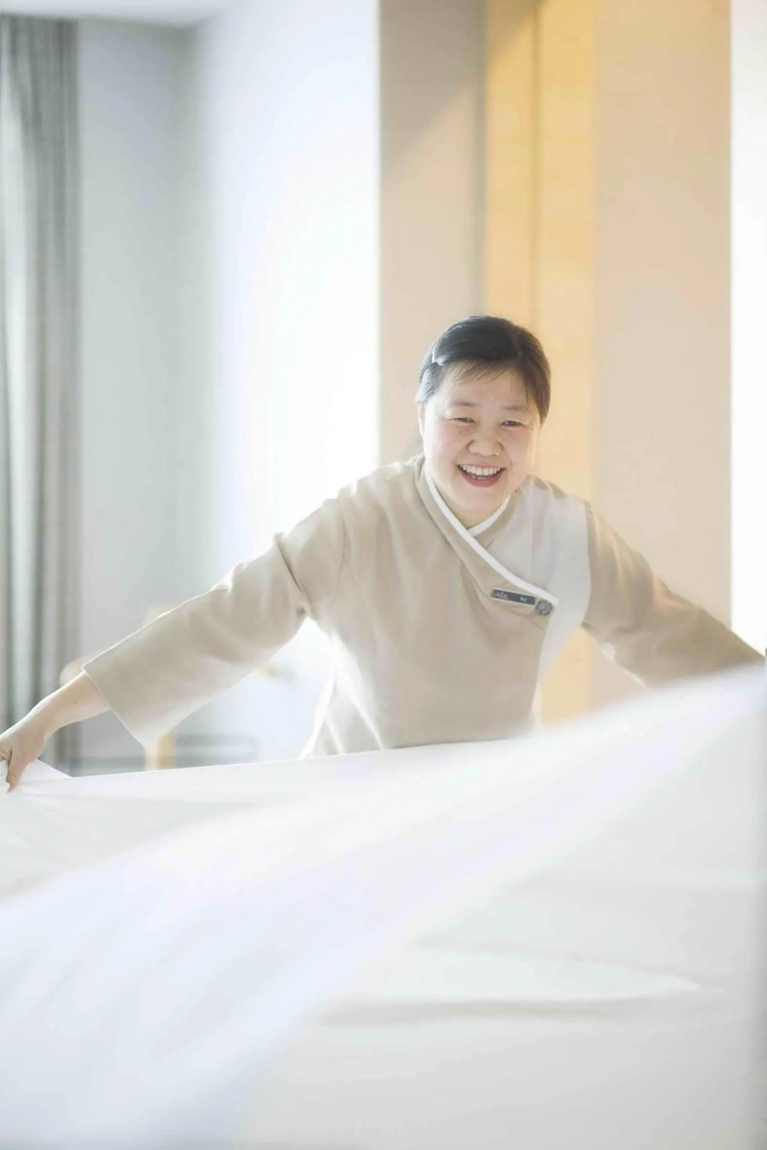 People, Bed in The Longemont Shanghai