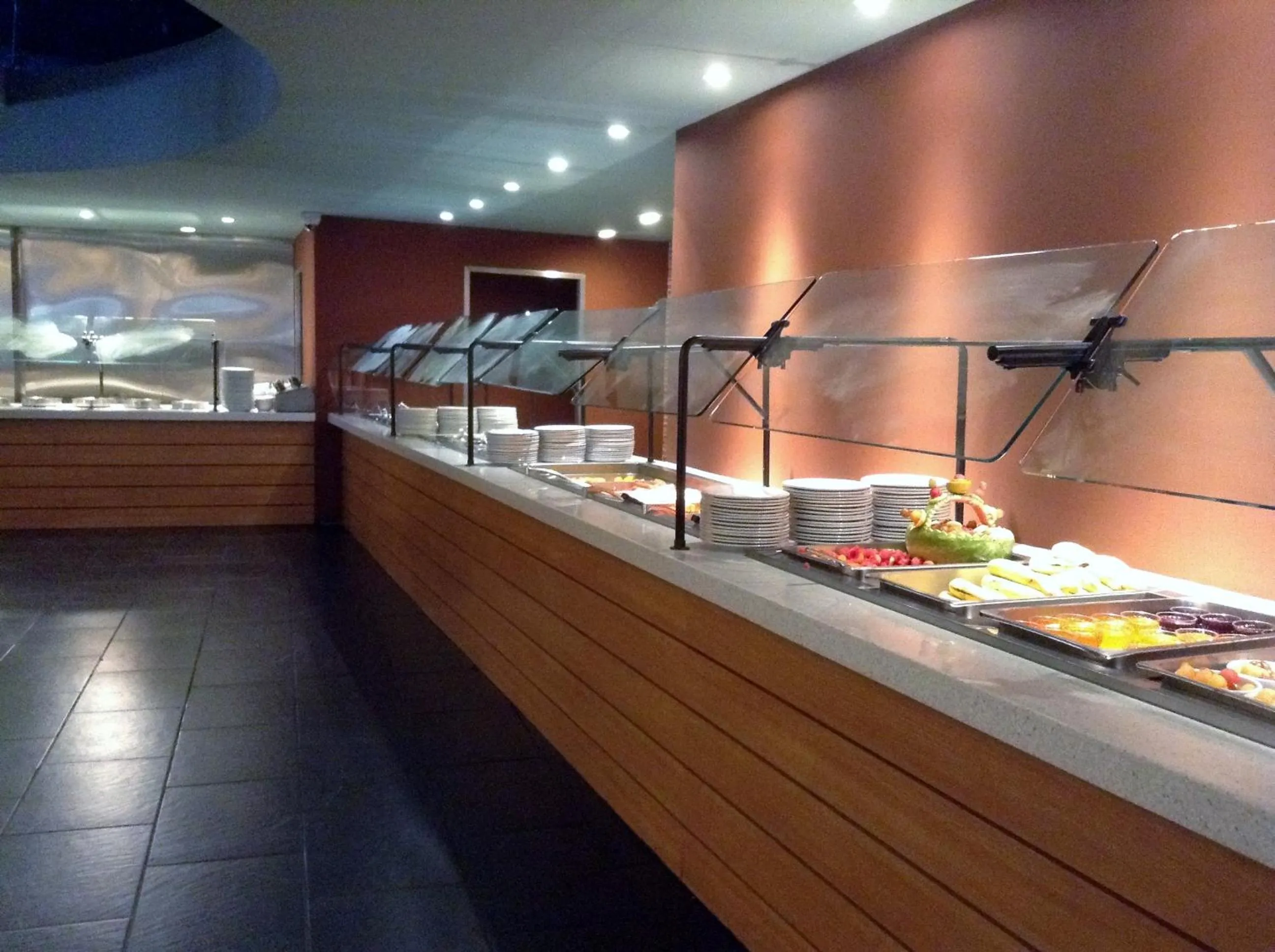 Restaurant/places to eat in Hotel San Sebastian