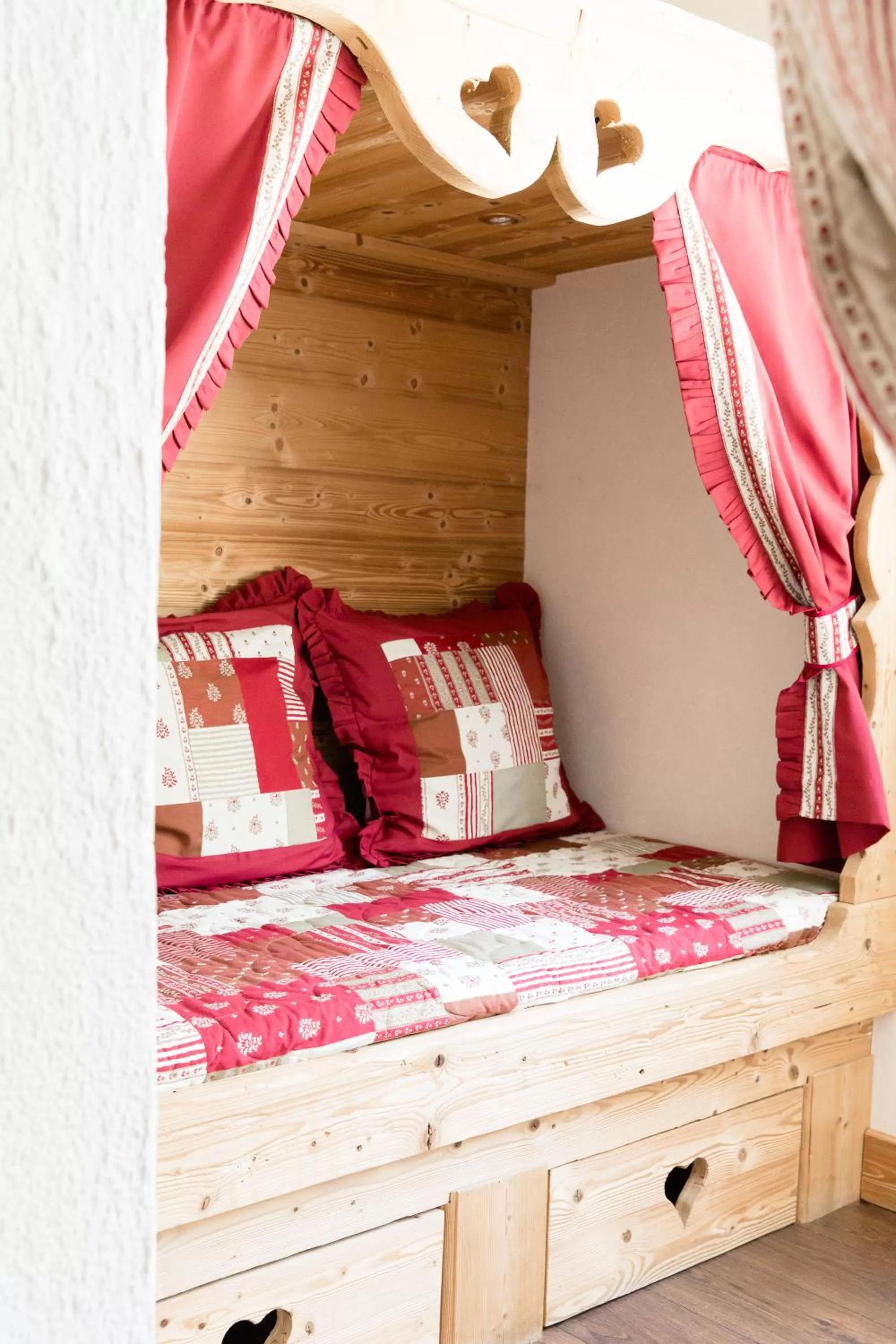 Bedroom, Bed in Hôtel Le Sporting