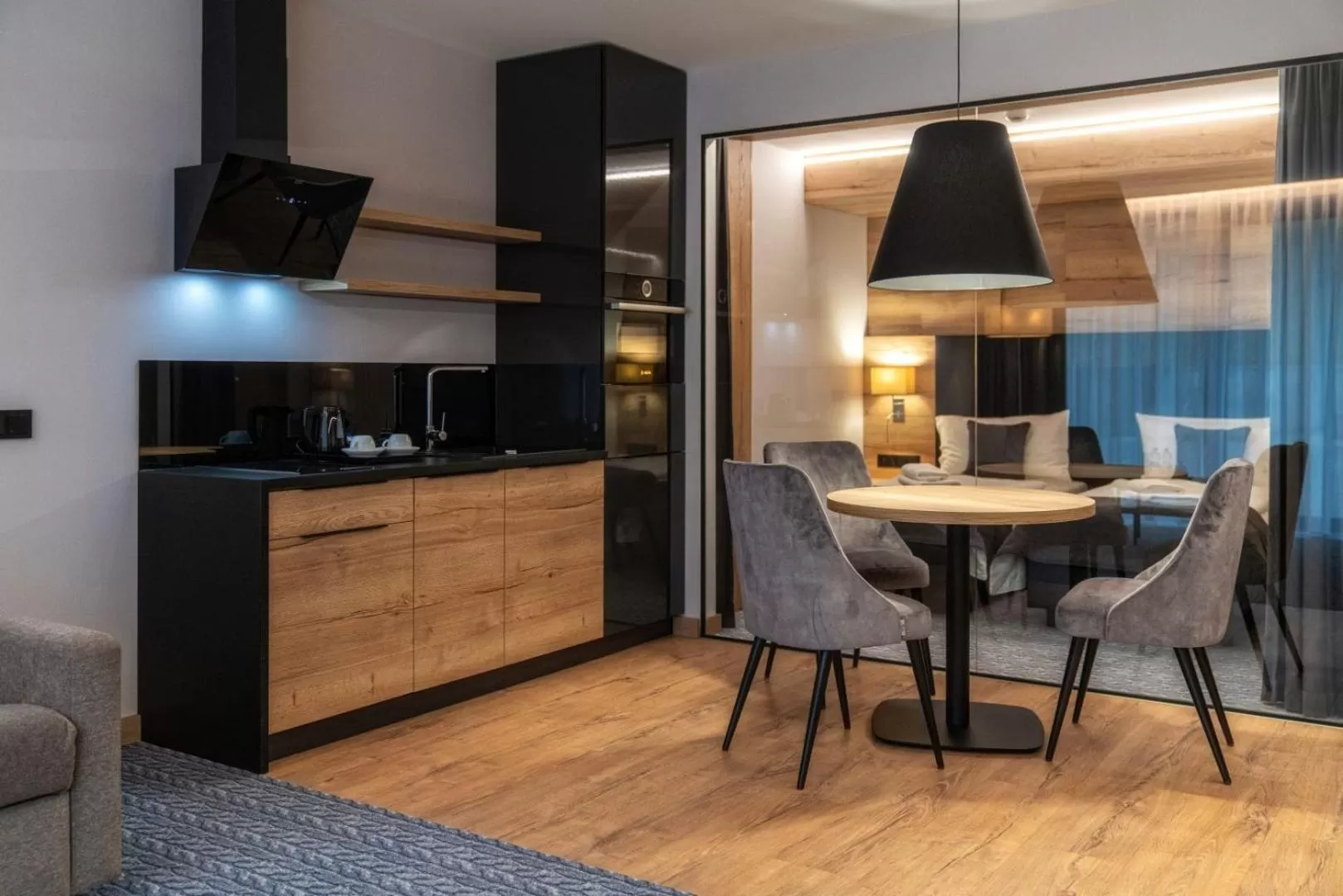 TV and multimedia in Hotel META Resort & Vine SPA