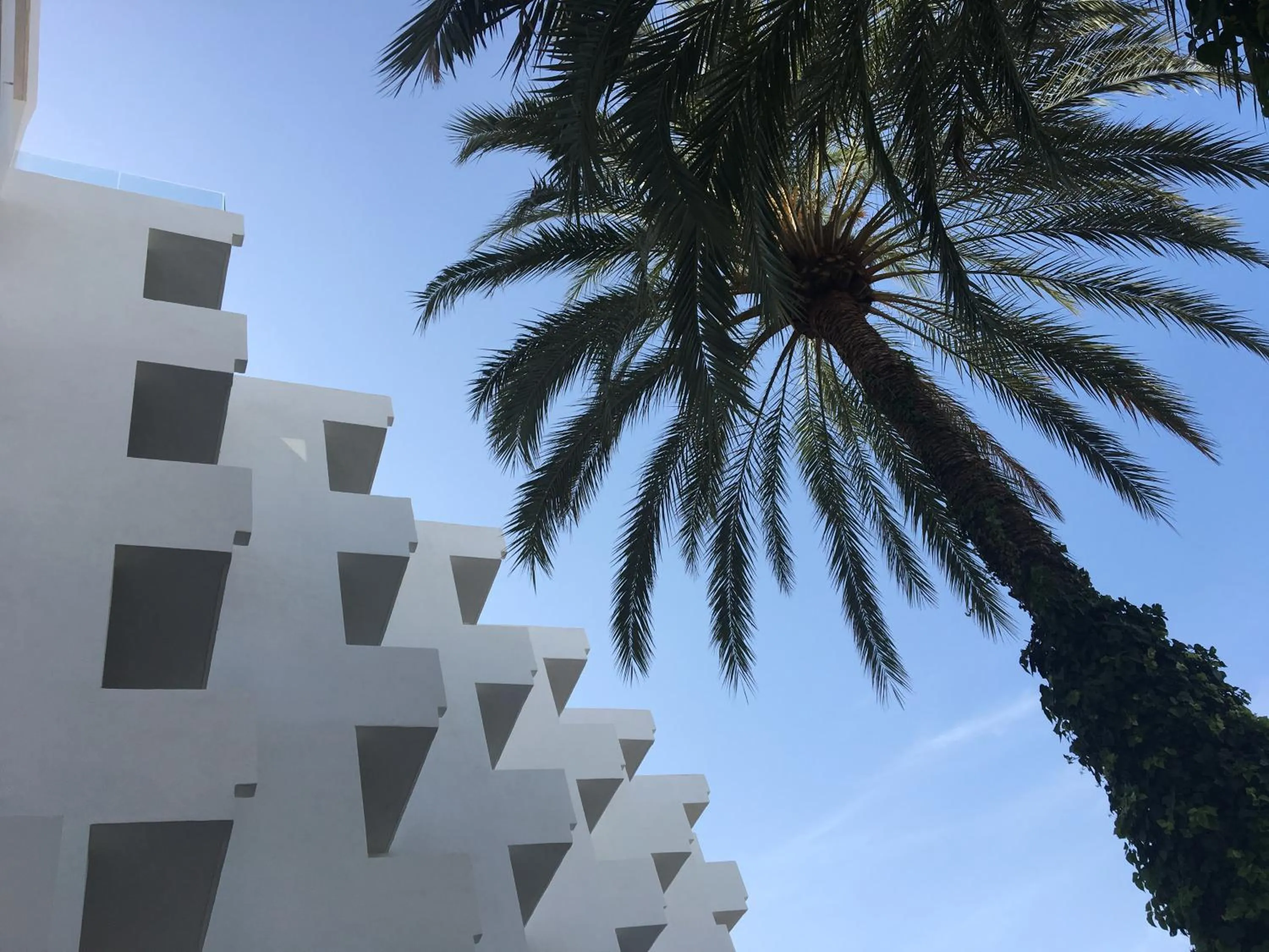 Facade/entrance in Hotel Tres Torres