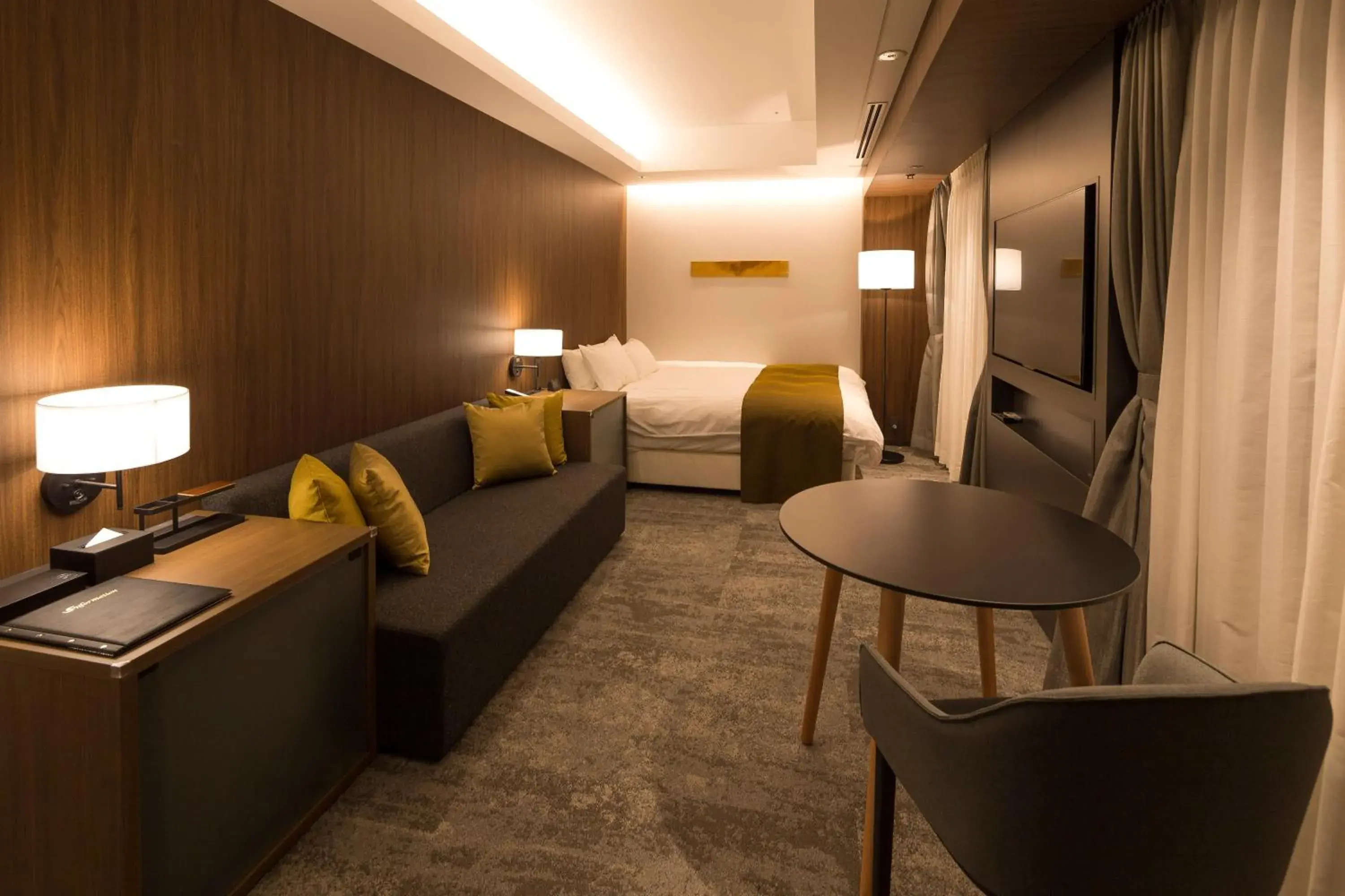 Premium Double Room - Smoking in Hotel Granbinario Komatsu Premium Double Room - Smoking in Hotel Granbinario Komatsu