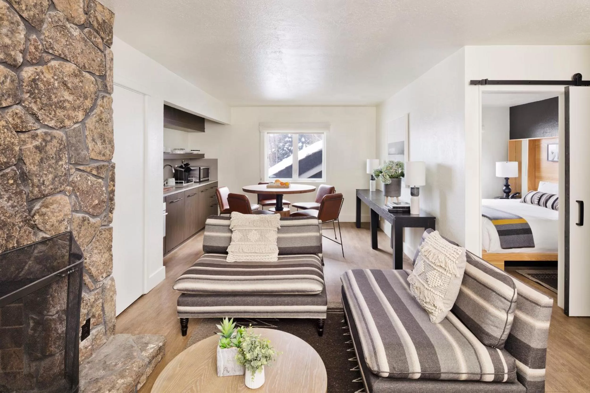 Bedroom in Continuum Hotel