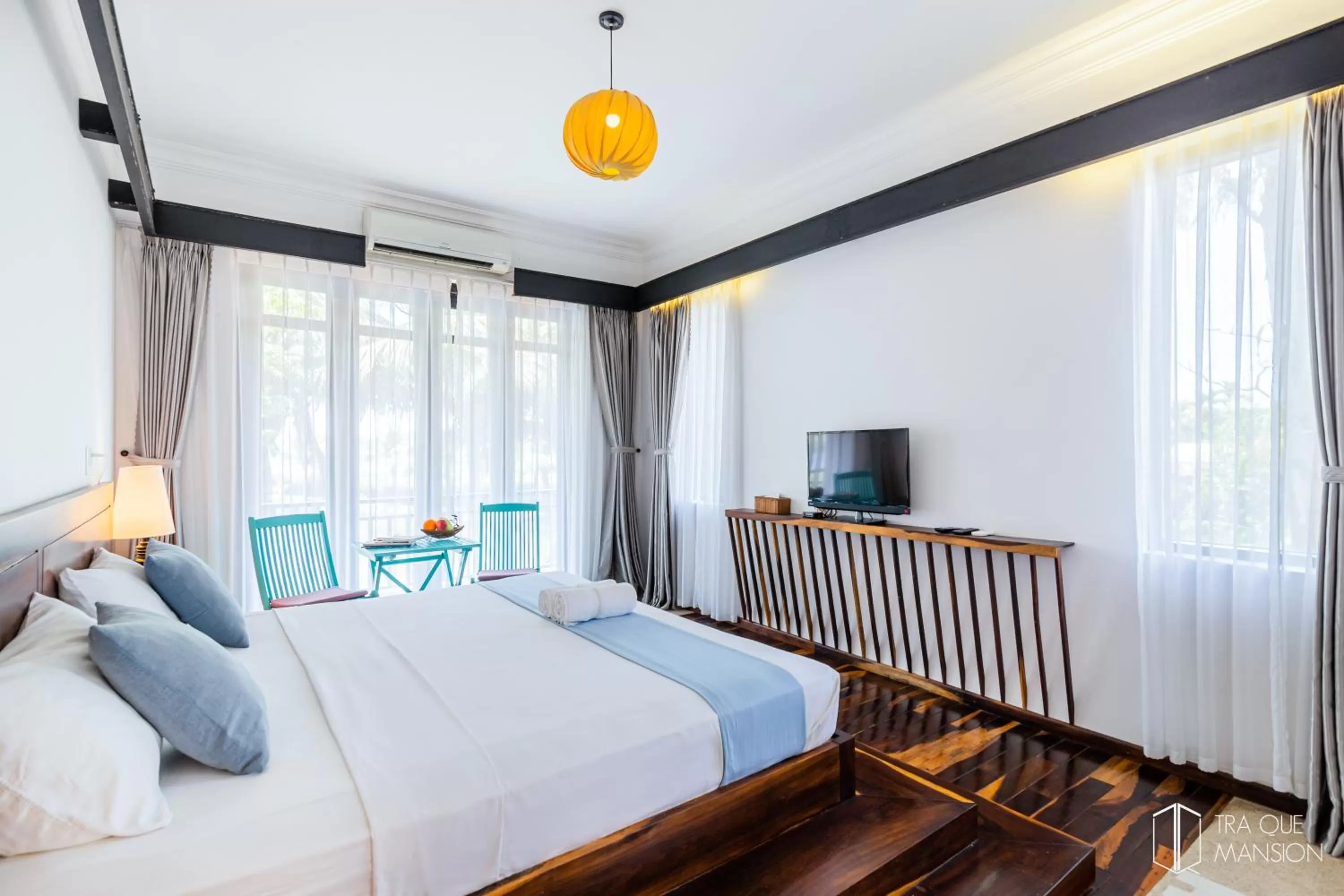 Photo of the whole room in Tra Que Mansion