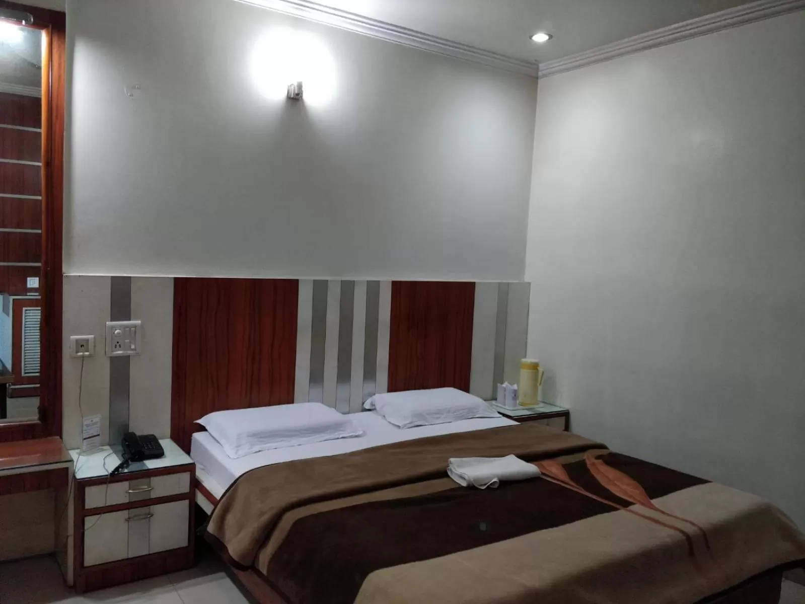 Photo of the whole room, Bed in Hotel Yatrik