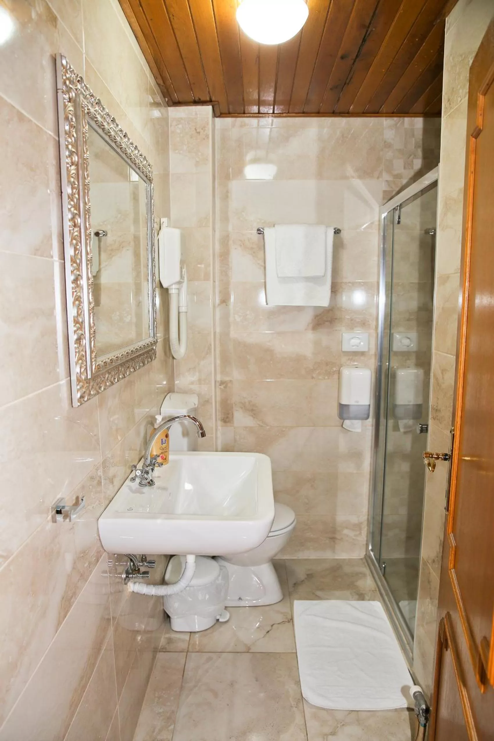 Bathroom in Hotel Marija