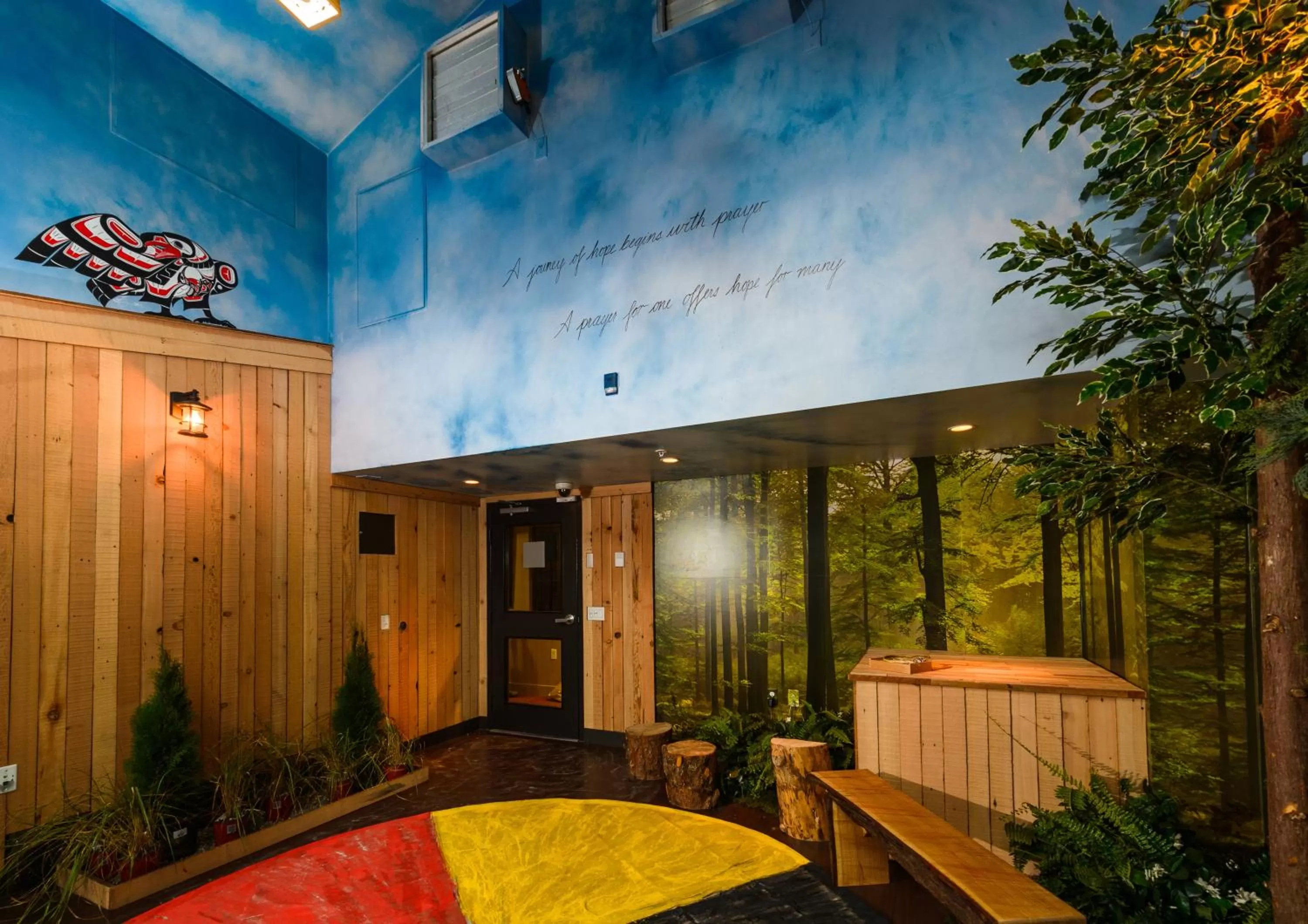 Balcony/Terrace in Skwachàys Lodge