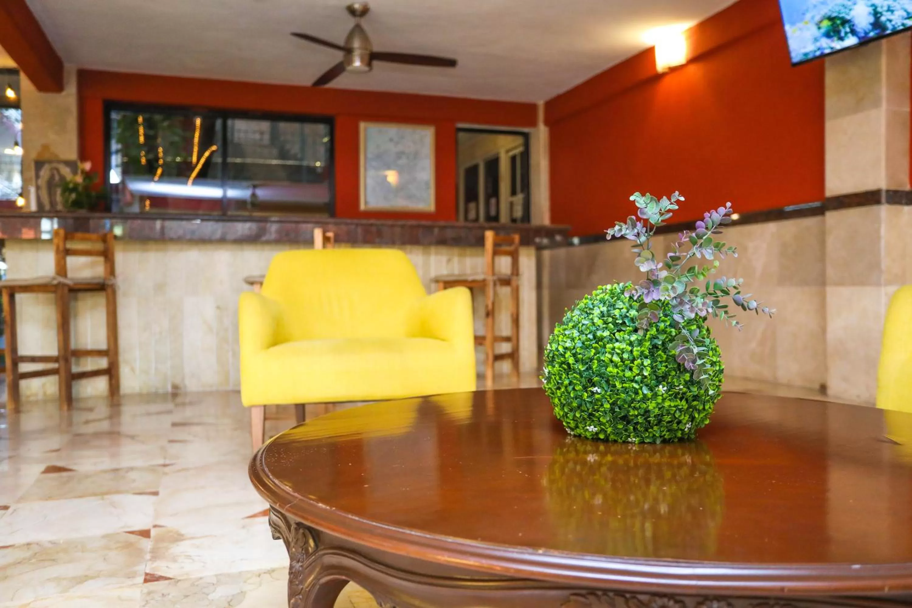 Seating area in Hotel Santa Maria