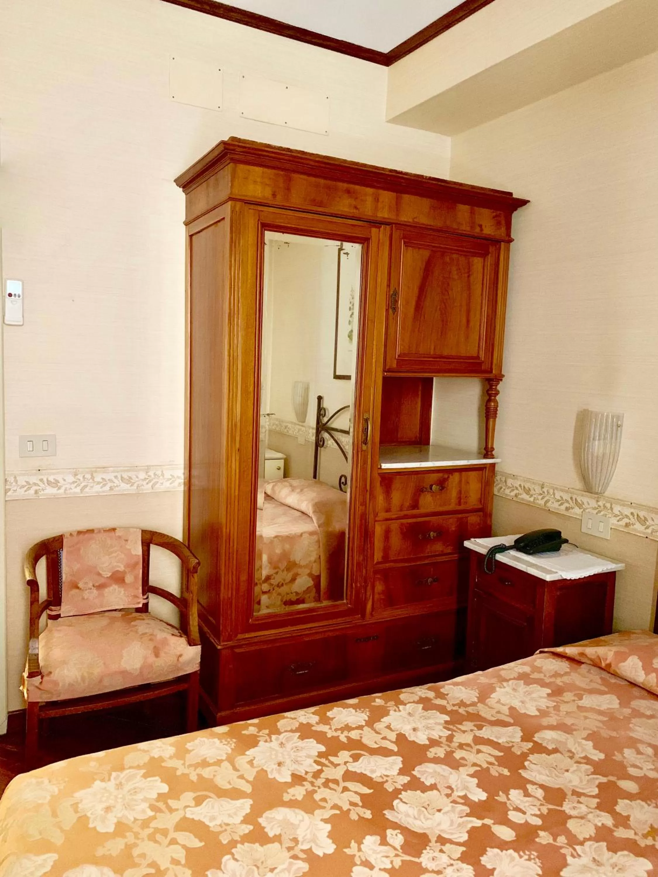 Bed in Hotel La Calcina