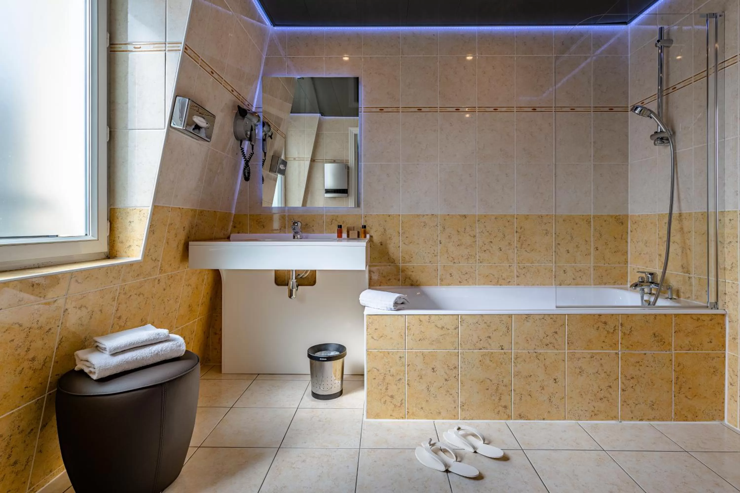 Bathroom in Hotel Residence Europe & Spa