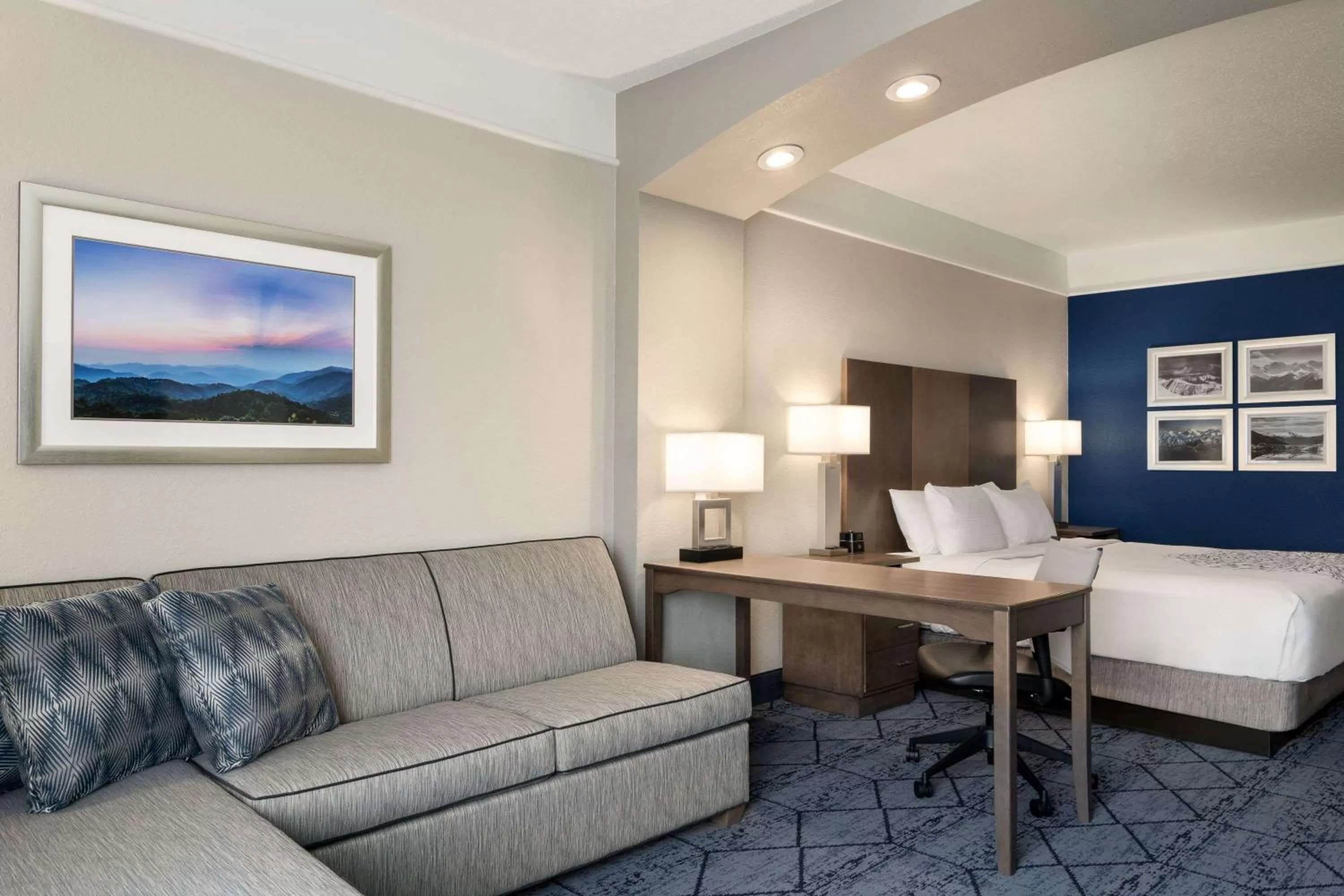 Photo of the whole room in La Quinta Inn and Suites by Wyndham at WaTiki Waterpark