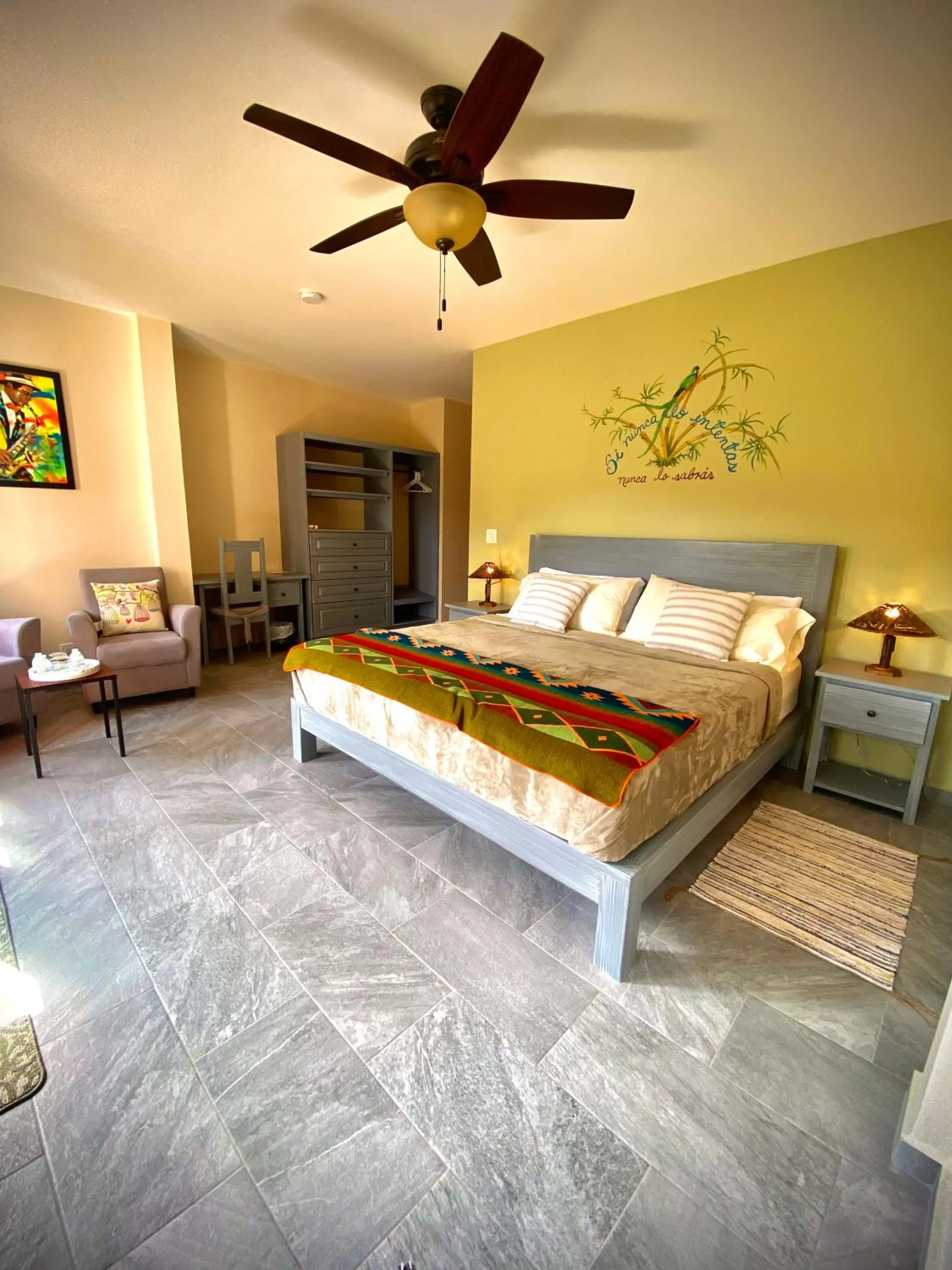 Bed in Inn The Coffeepot - Boutique Hotel