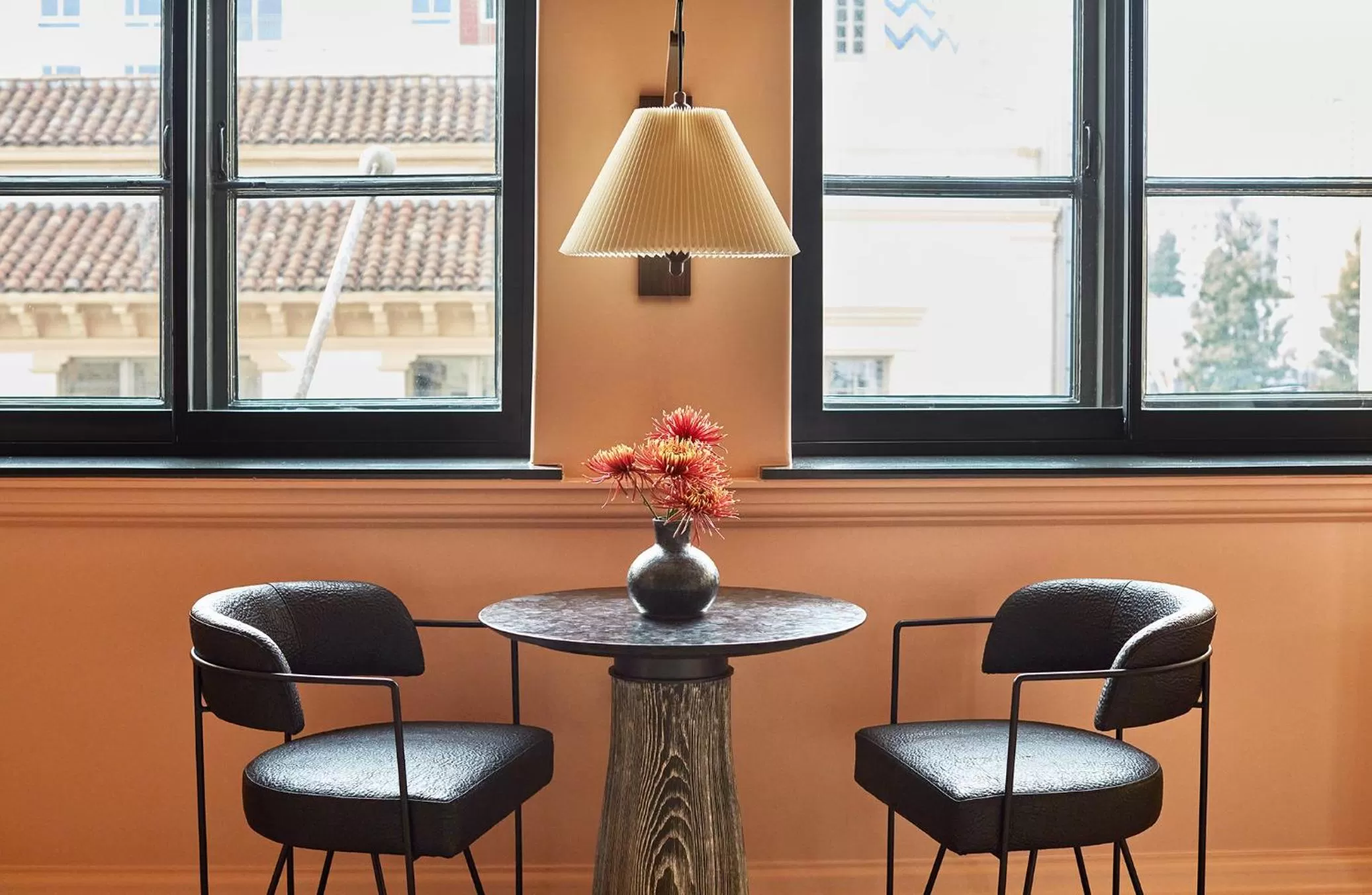 Dining area in Downtown Los Angeles Proper Hotel, a Member of Design Hotels