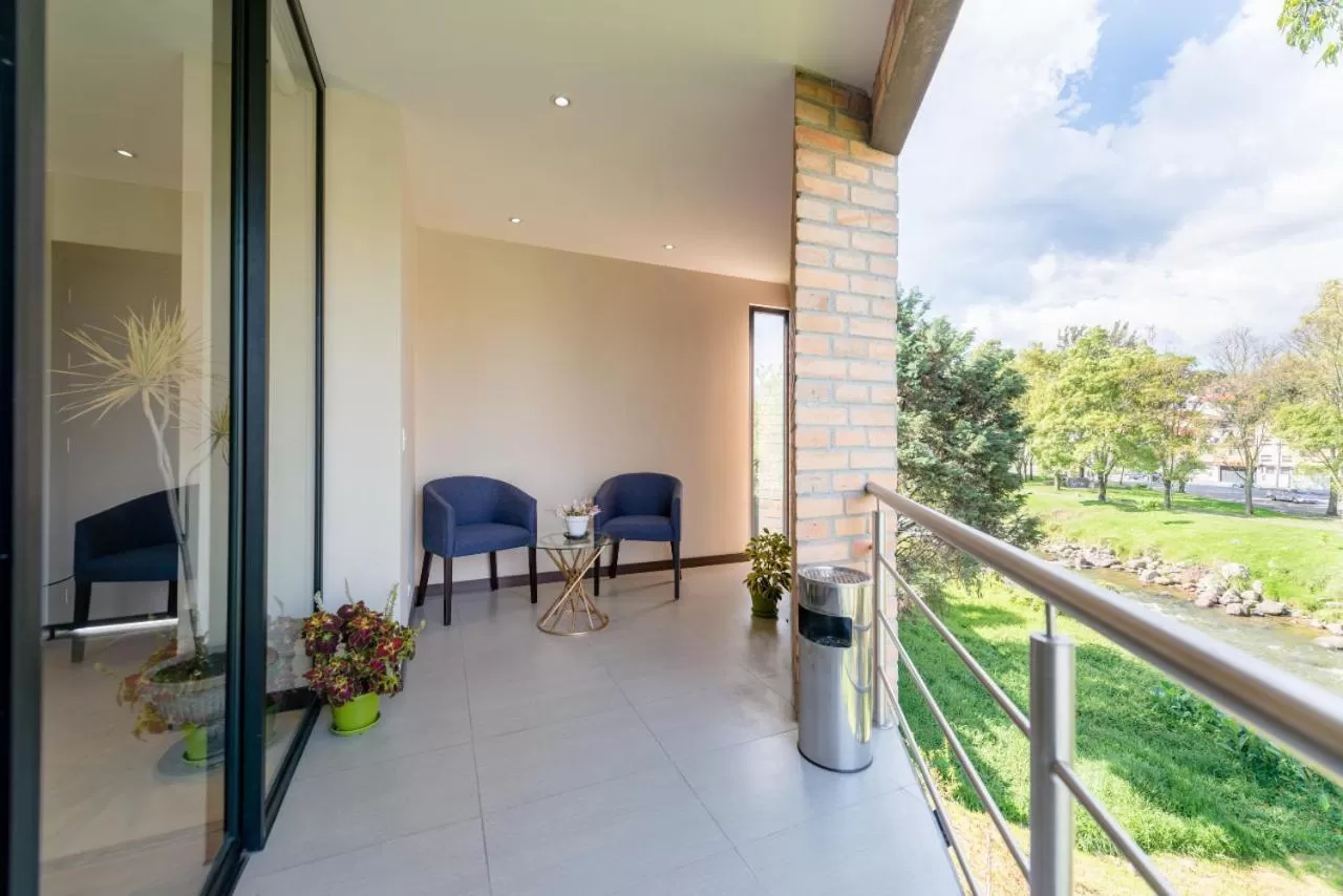 River view in Hotel & Suites en Cuenca, Venue Batán