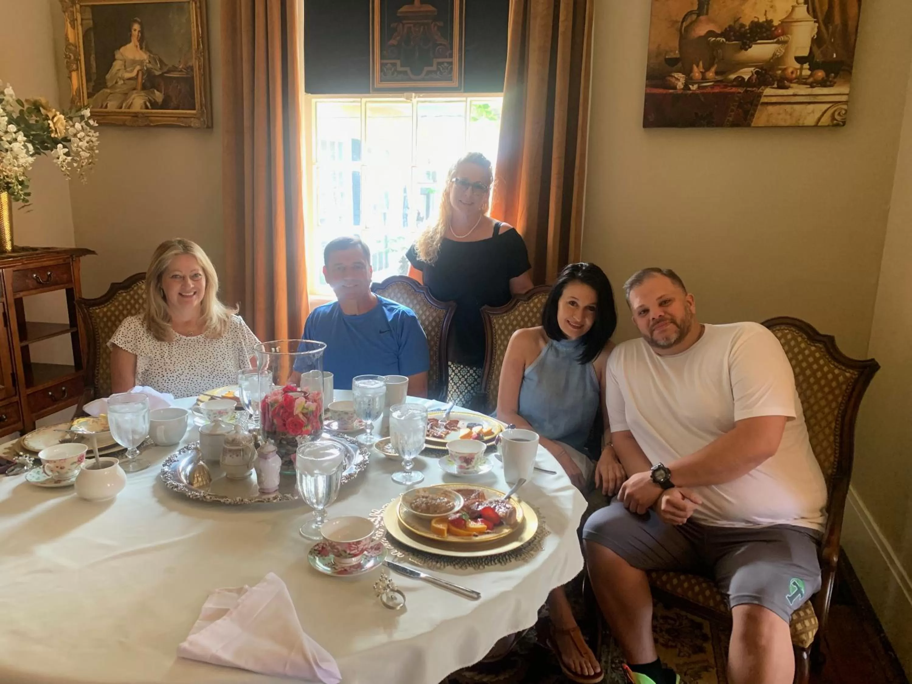Dining area in The Beaumont House Natchez