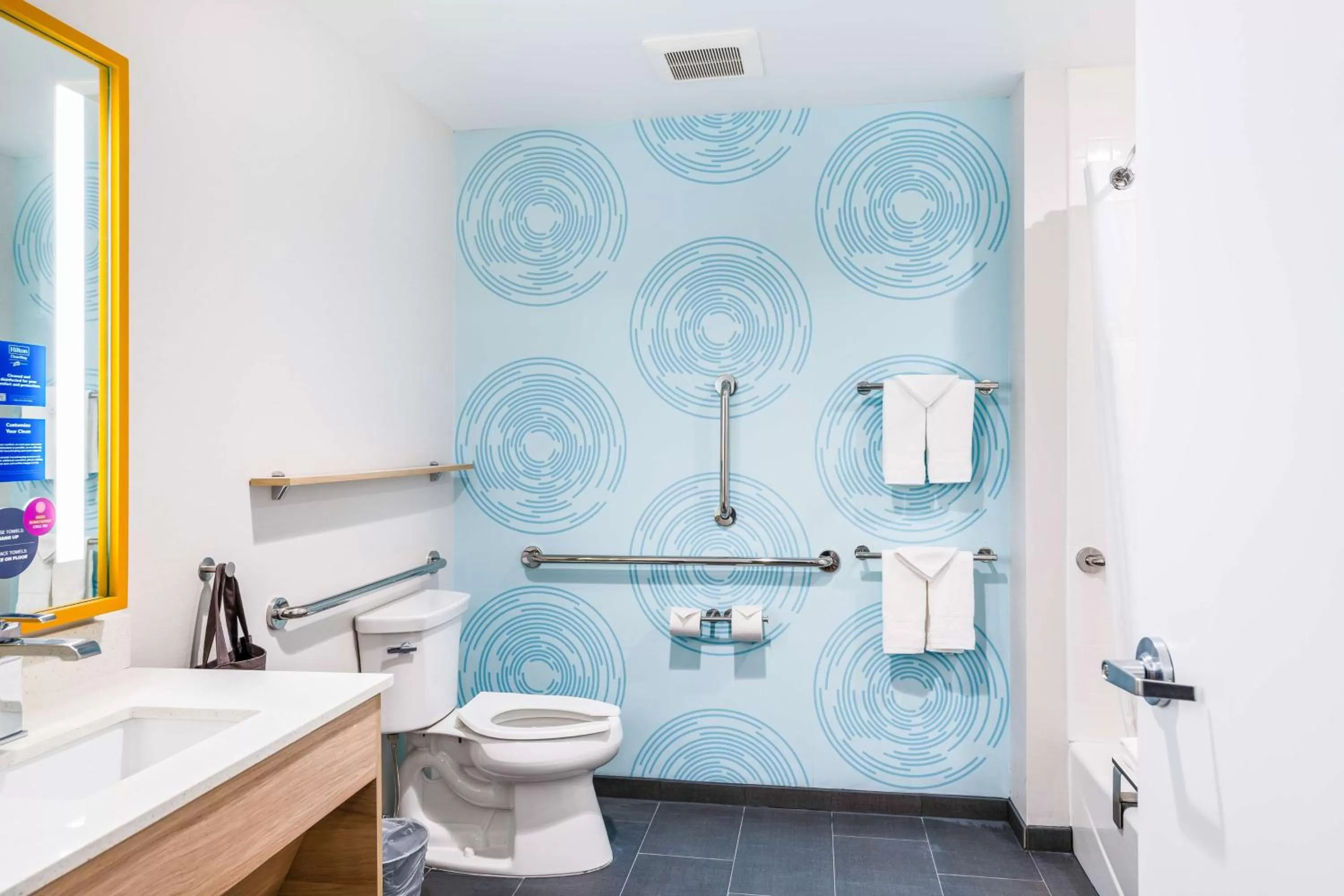 Bathroom in Tru By Hilton Midland, Tx